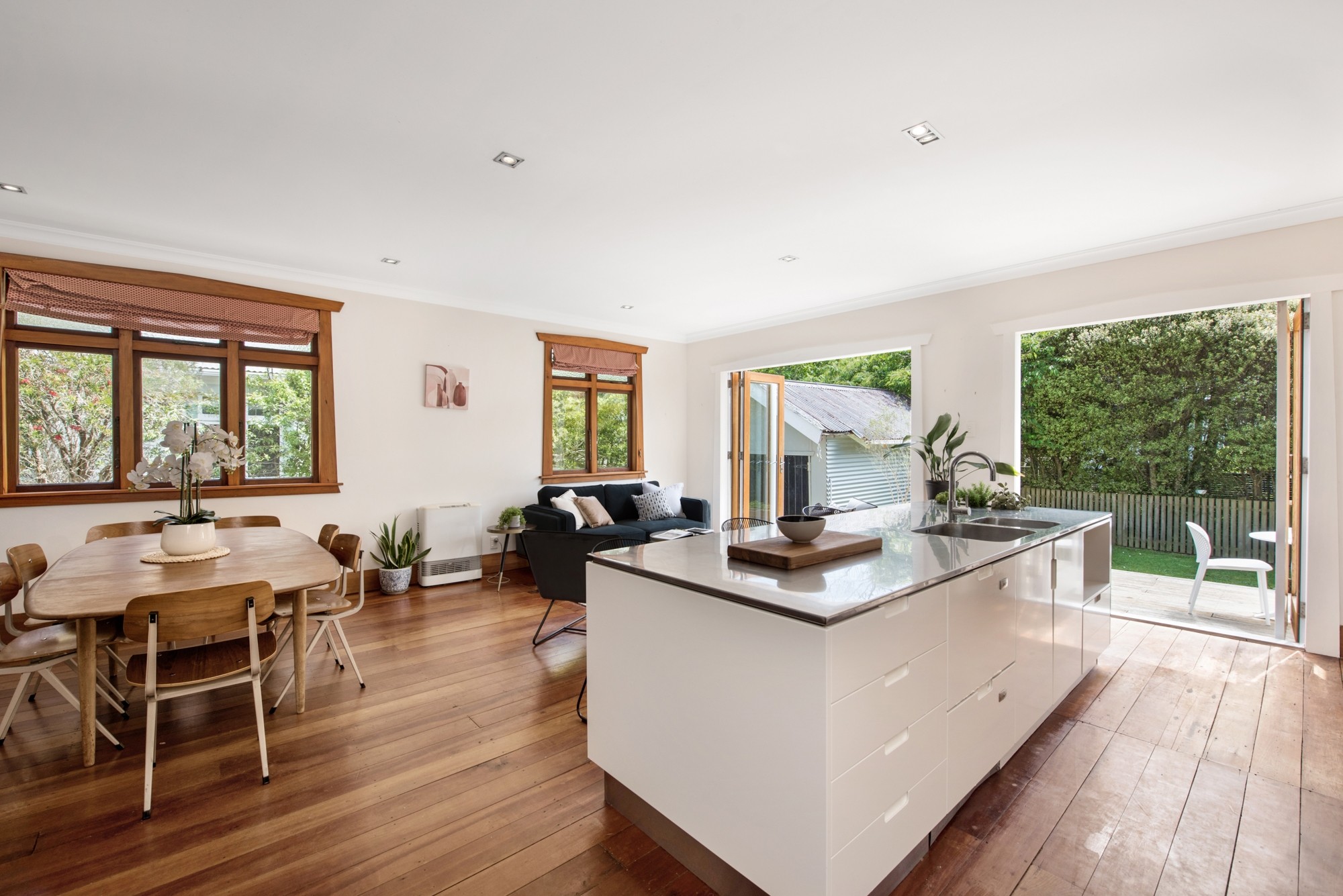 12 Fernlea Avenue, Karori, Wellington City