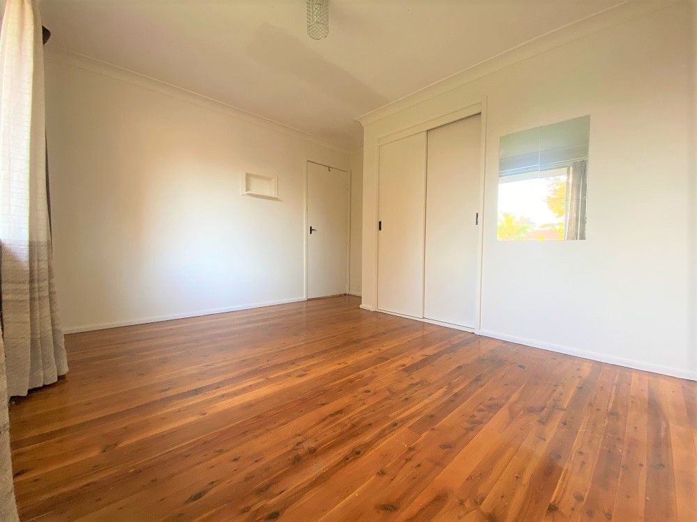 82 Fawcett Street, Glenfield, NSW 2167