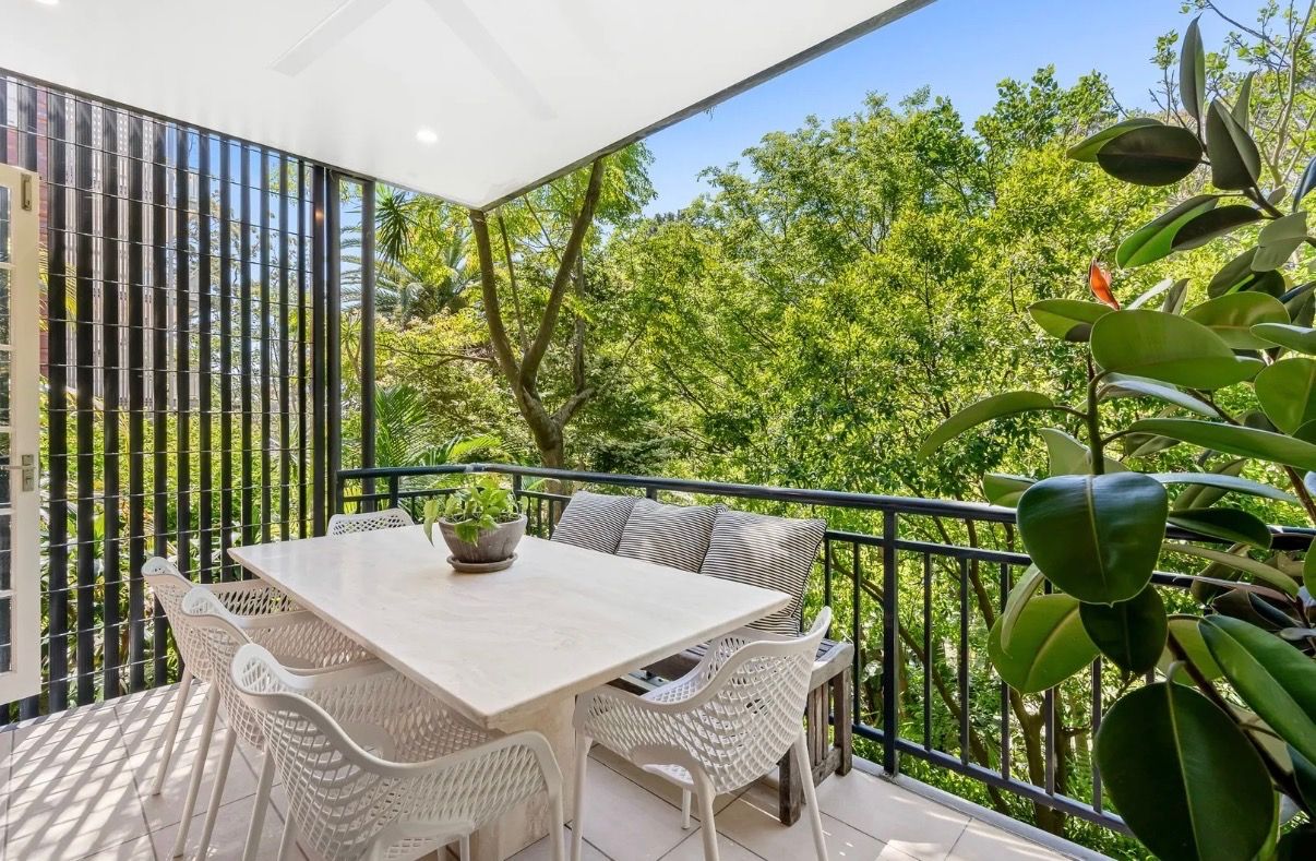 1/86 Drumalbyn Road — photo from Ray White Double Bay
