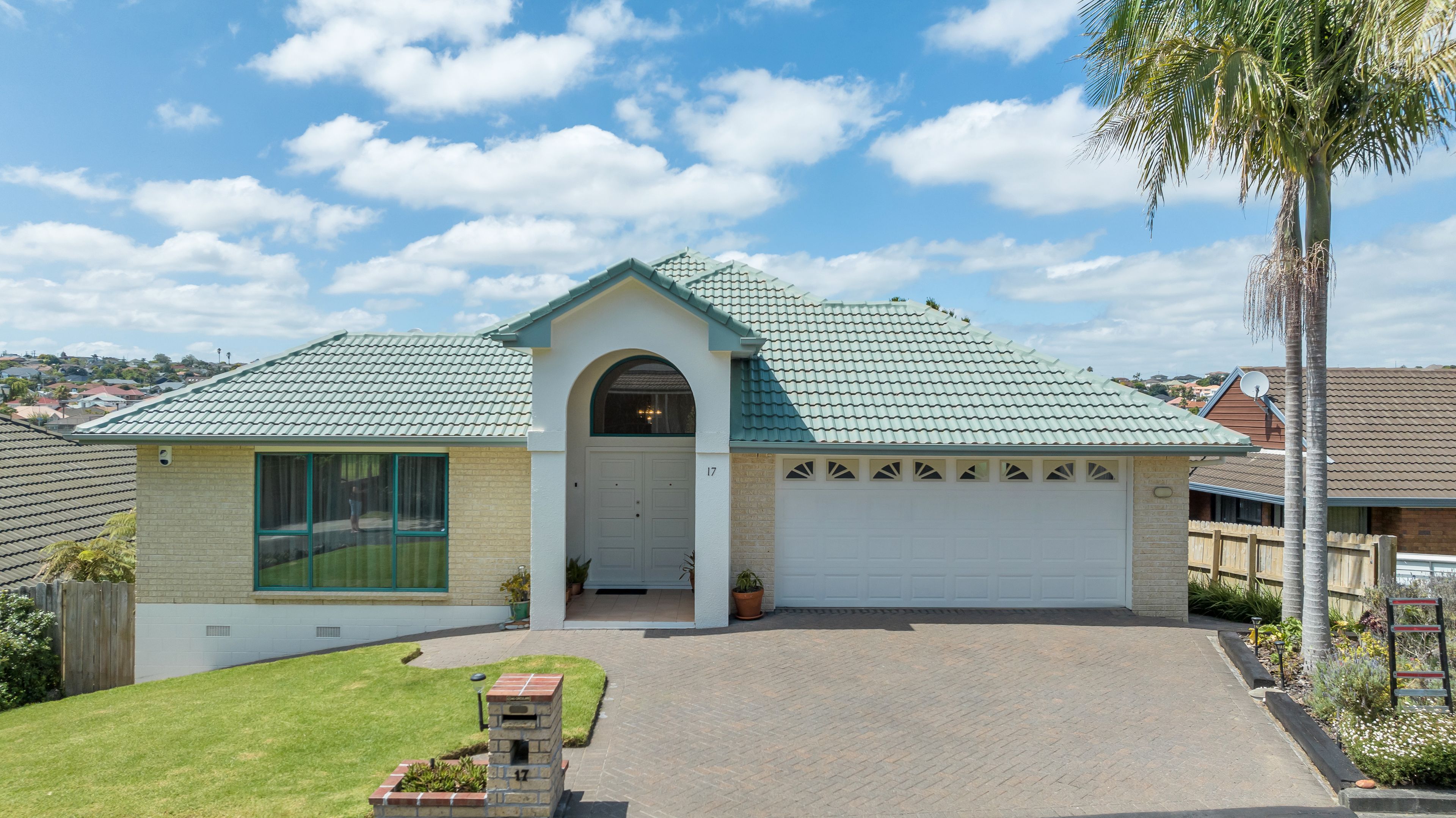 17 Covina Place, Somerville, Manukau City