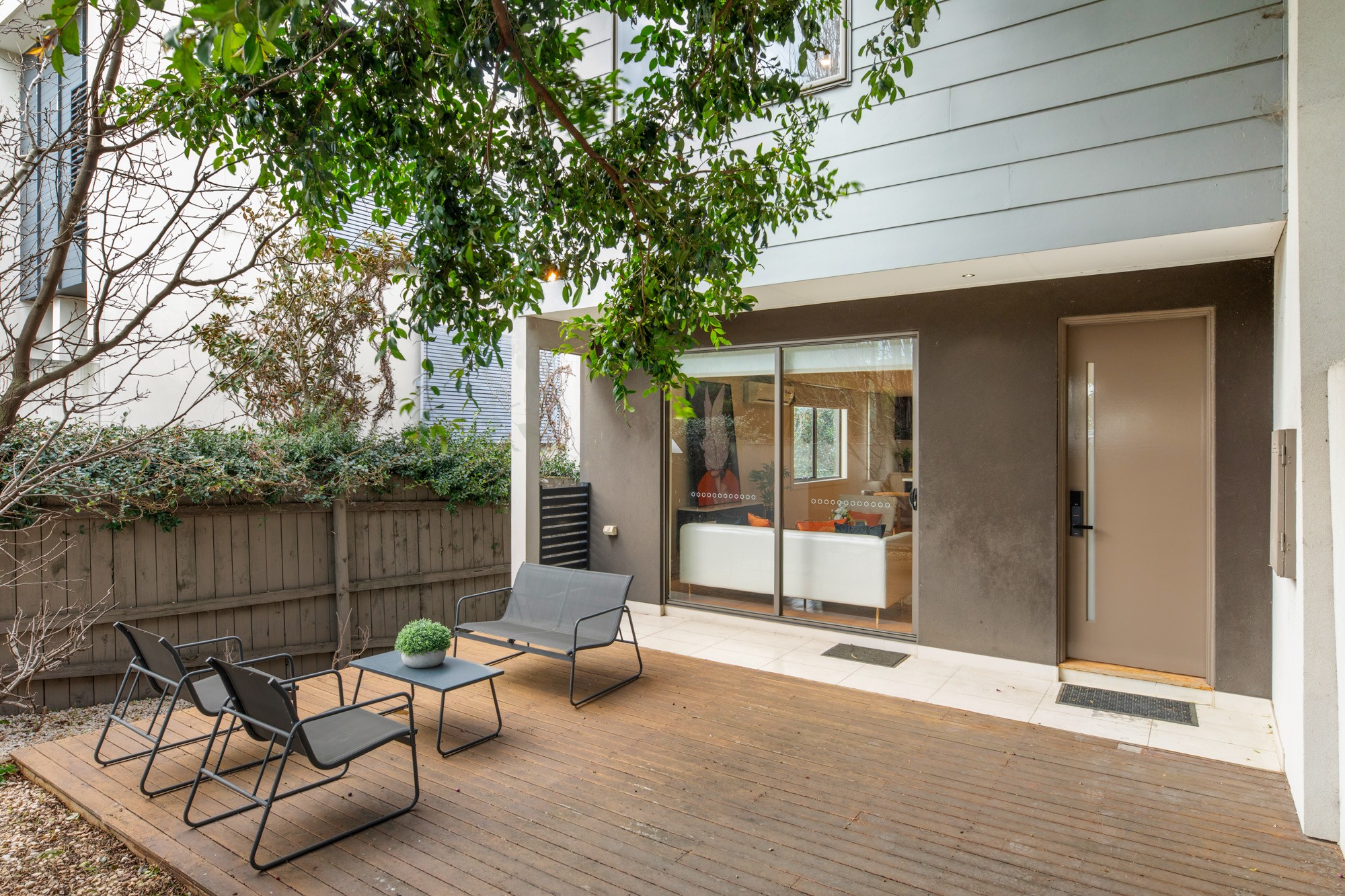 1/427 Warrigal Road, Burwood, VIC 3125