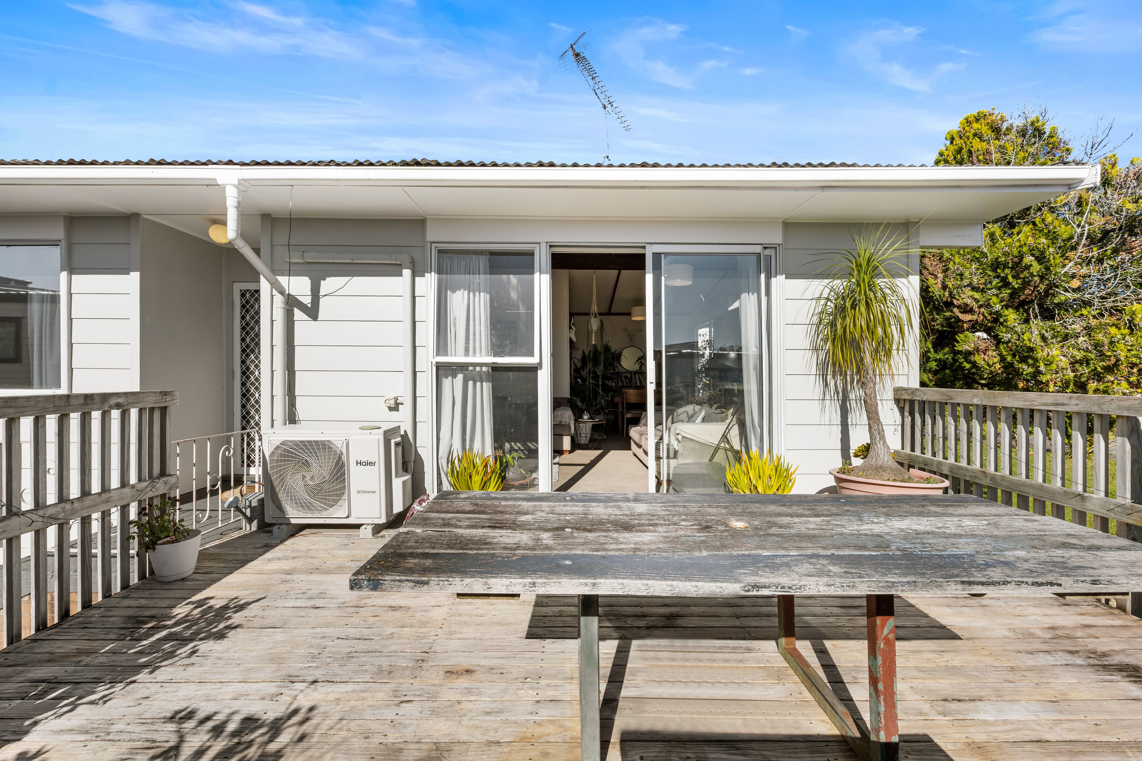 10 Hewlett Road, Massey, Waitakere City