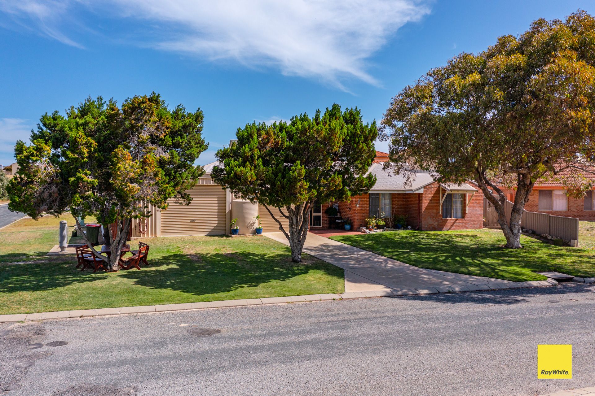 11 Harper Drive, Ledge Point WA 6043