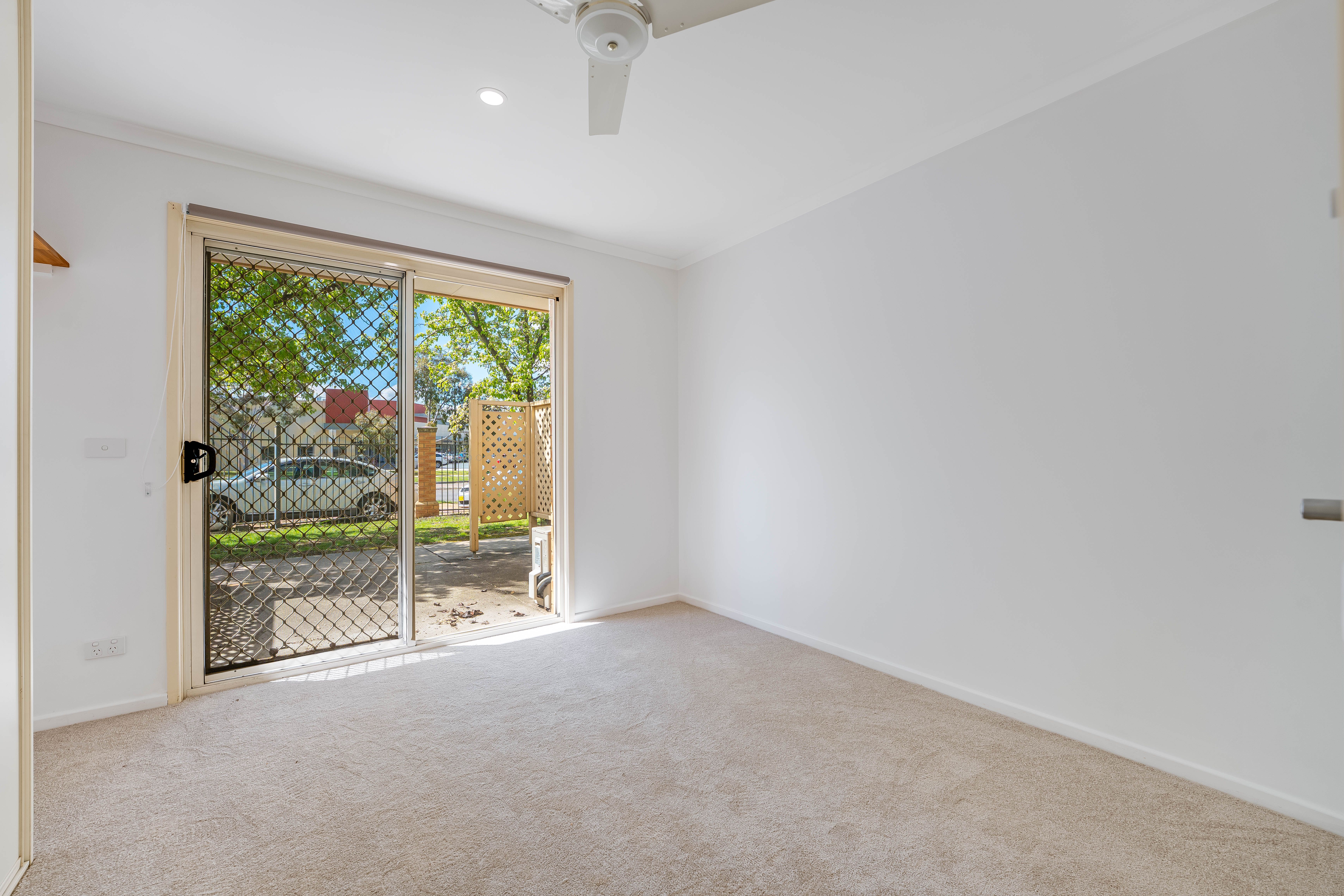 11/7 Severin Court — photo 7 of 12