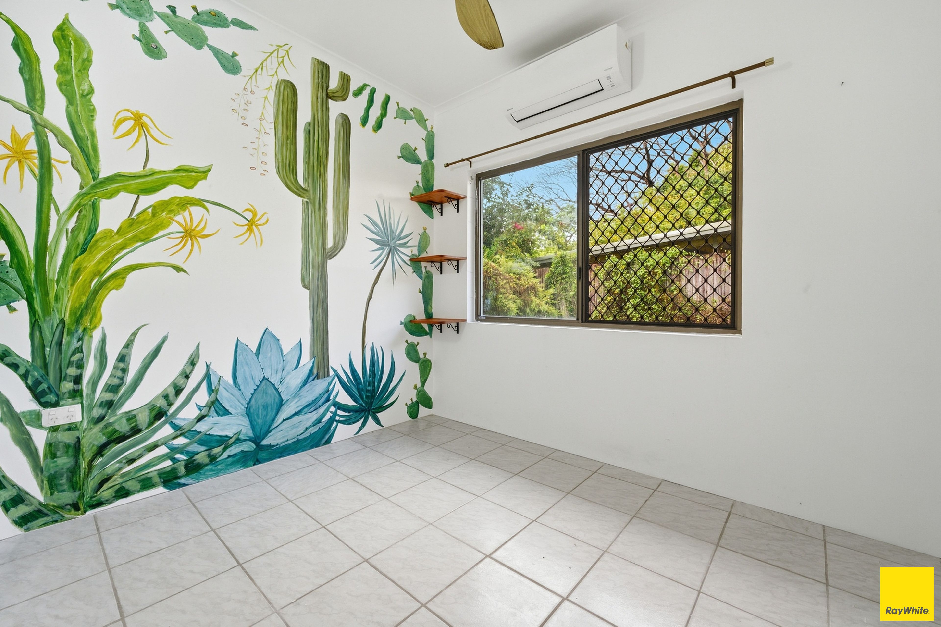 9 Melinga Close — photo 10 of 19