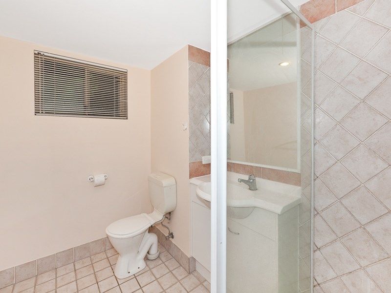 2/121 Ekibin Road, Annerley, QLD 4103