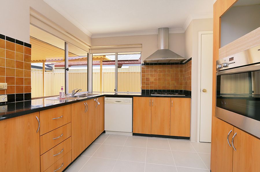 40a Crossland Way, Kardinya, WA 6163