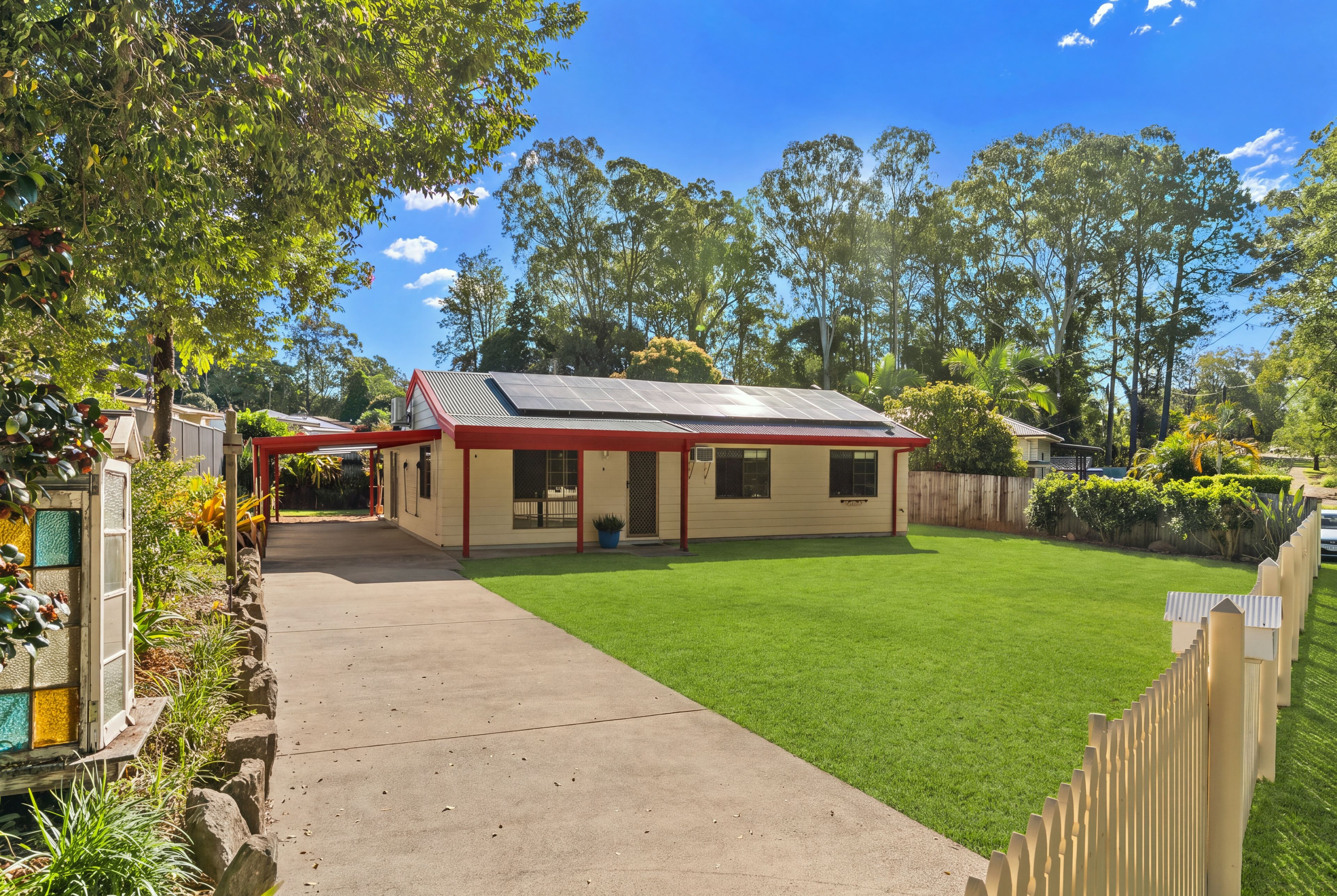 43 Railway Parade — photo from Ray White Mooloolah Valley
