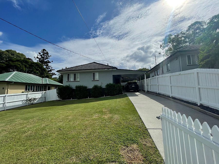 16 Mapleton Street, Mount Gravatt East, QLD 4122