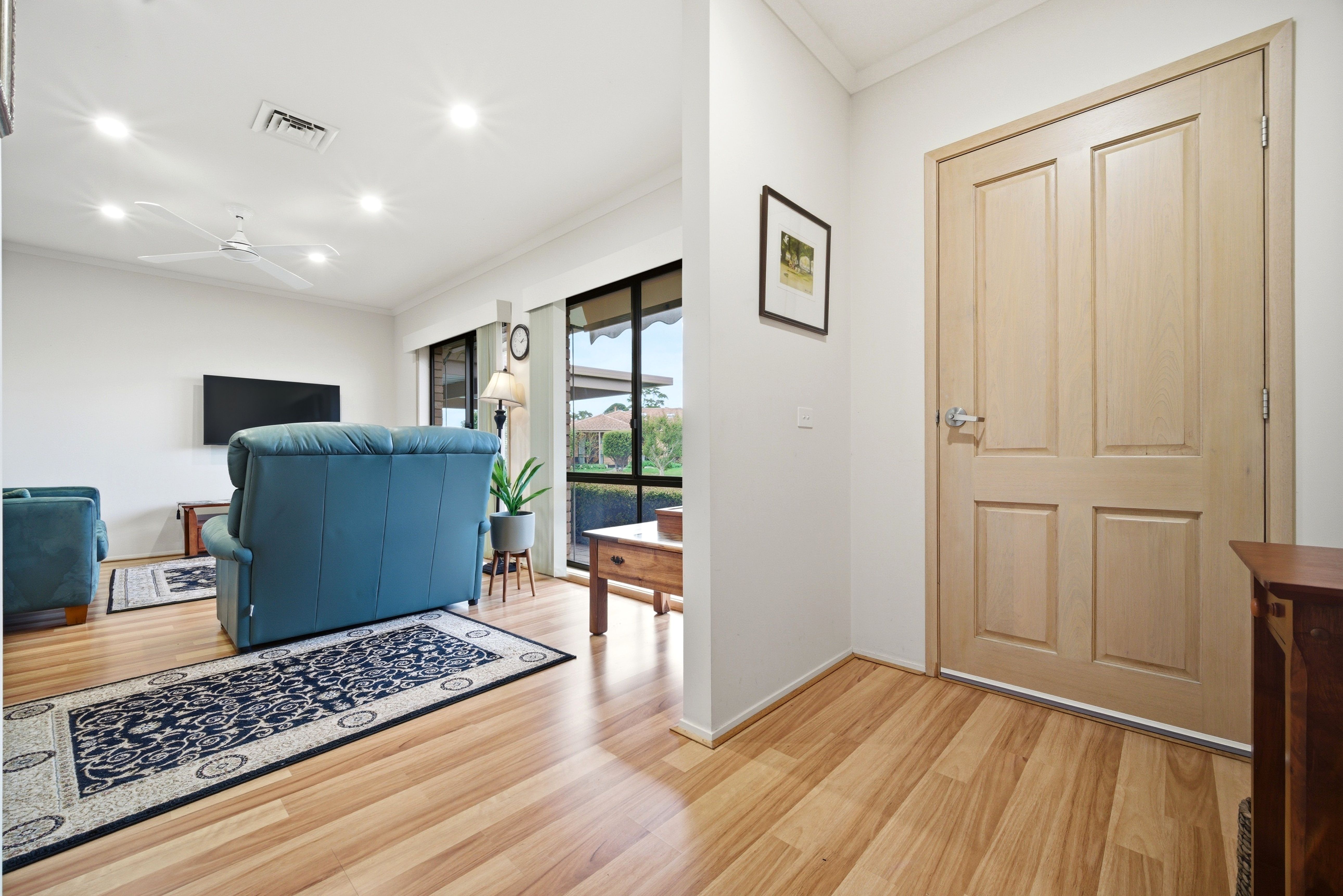 81/41 Craig Road — photo 3 of 23