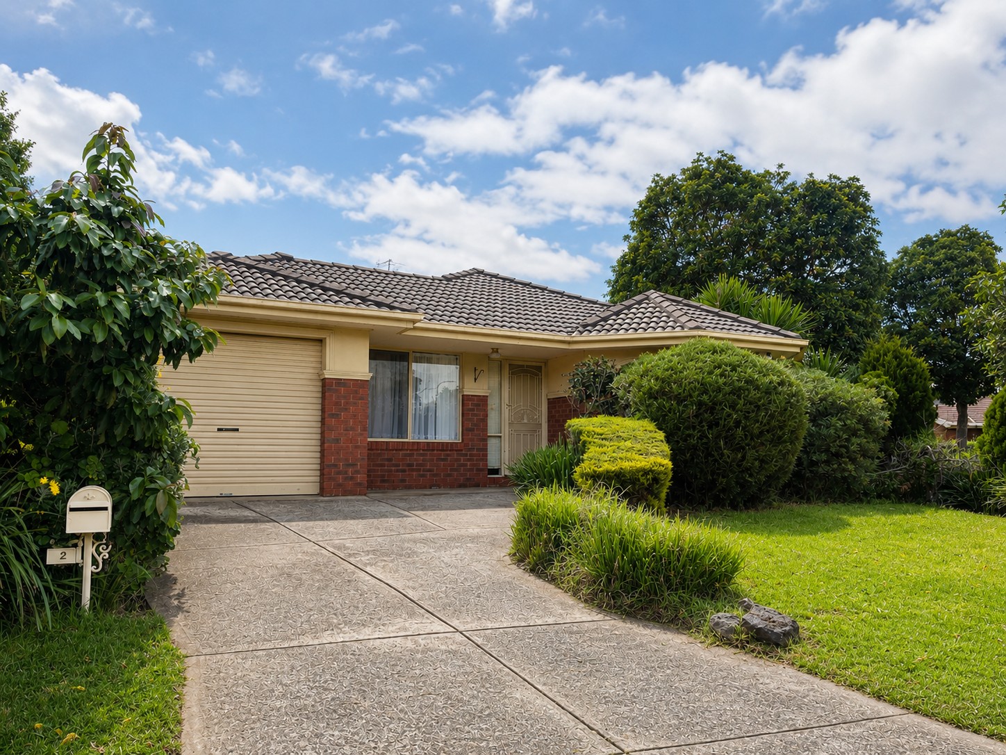 2 Pleasant Close, Mill Park, VIC 3082