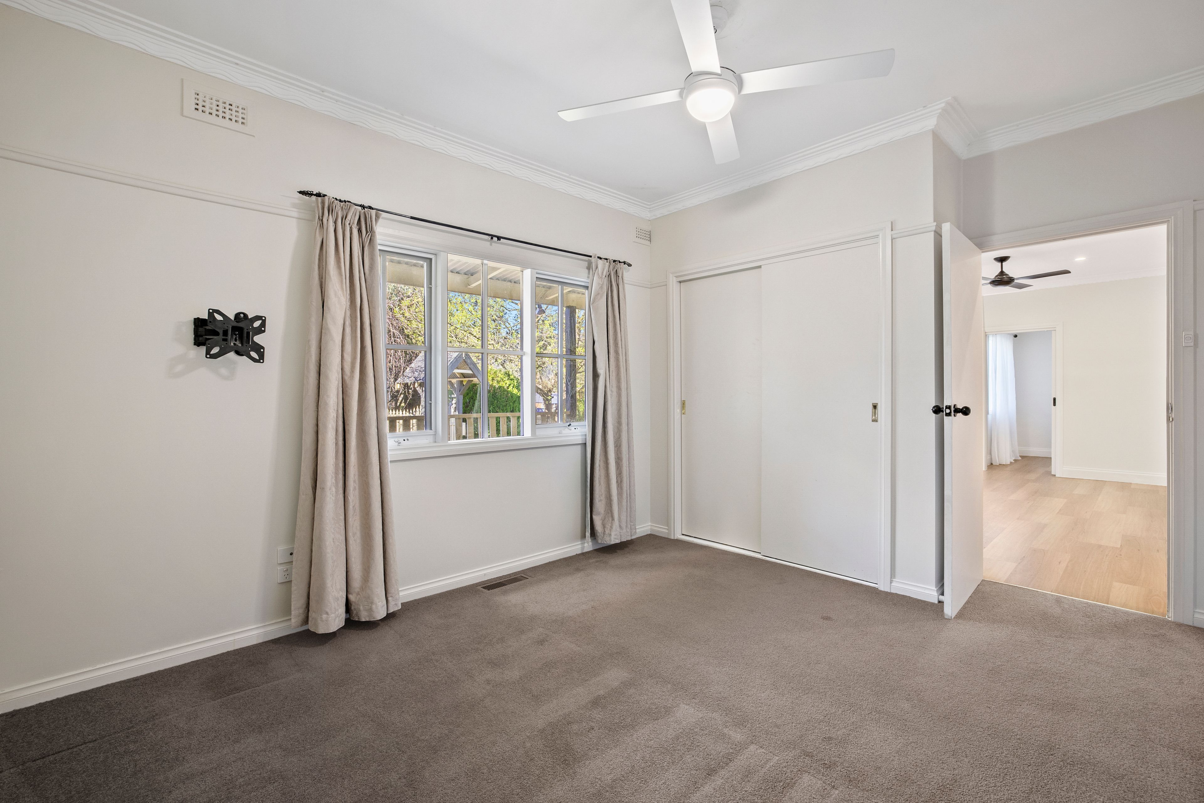 22 Liverpool Road — photo 4 of 6