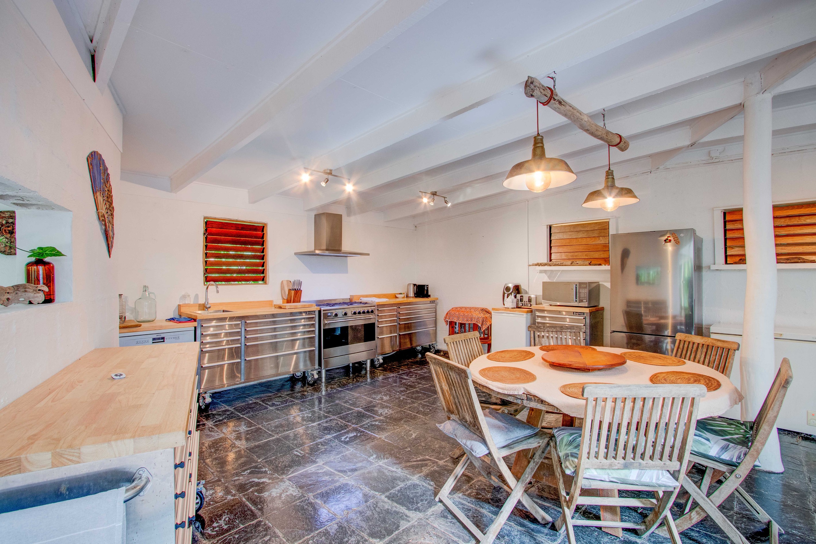 1 Cutten Street, Bingil Bay, QLD 4852