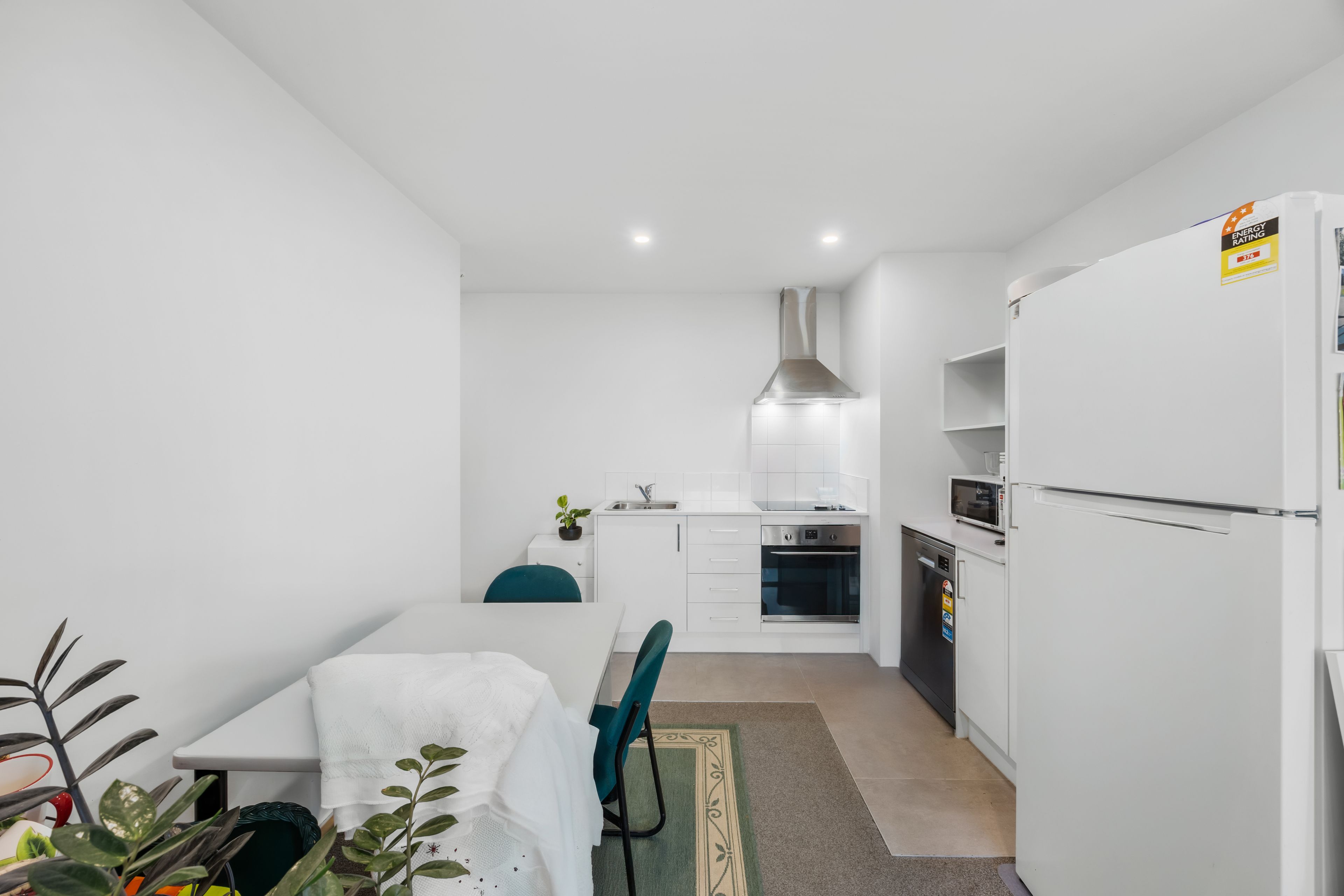 G02/28C Eileen Newey Place, Henderson, Waitakere City