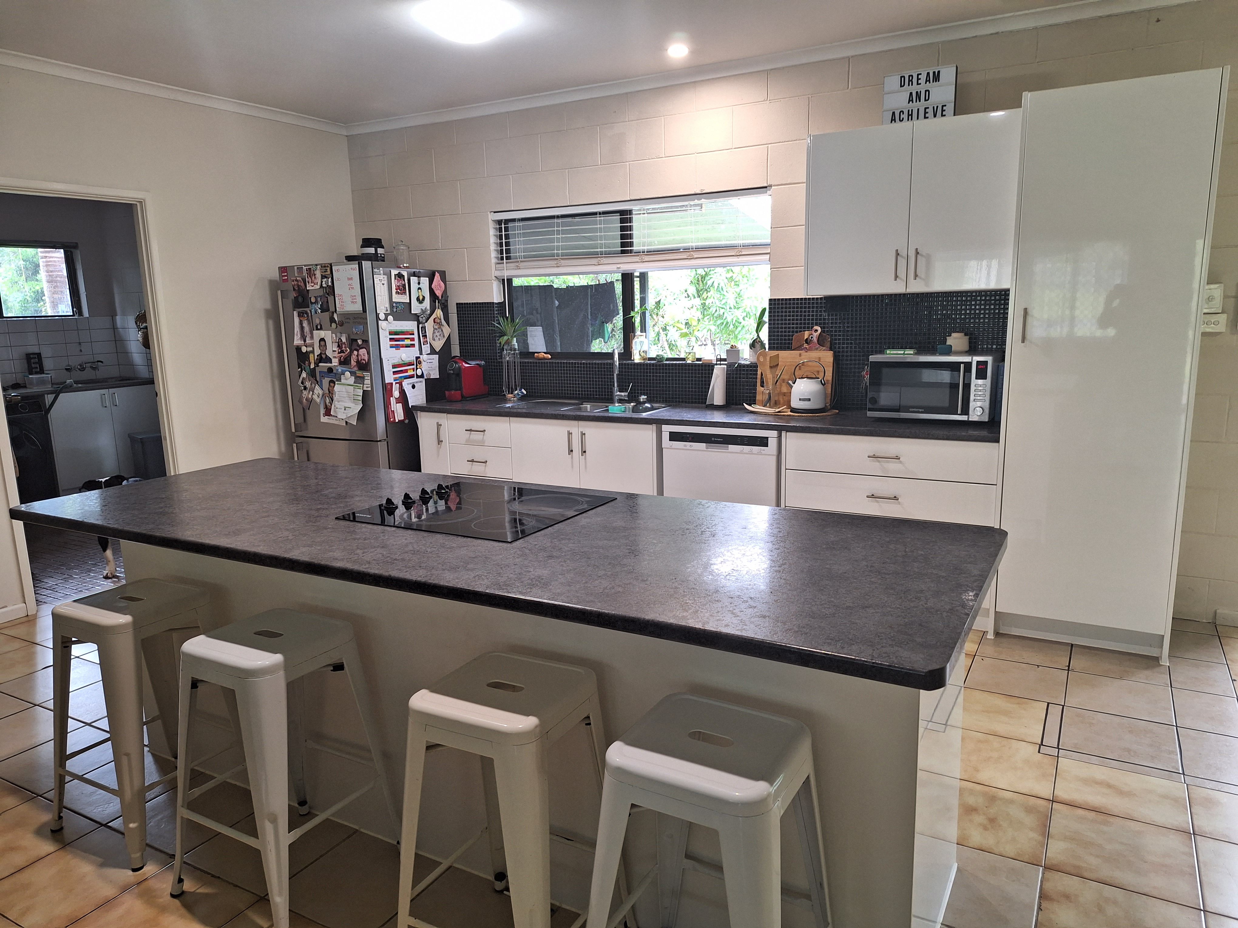44 Hollywood Boulevard, White Rock, QLD 4868