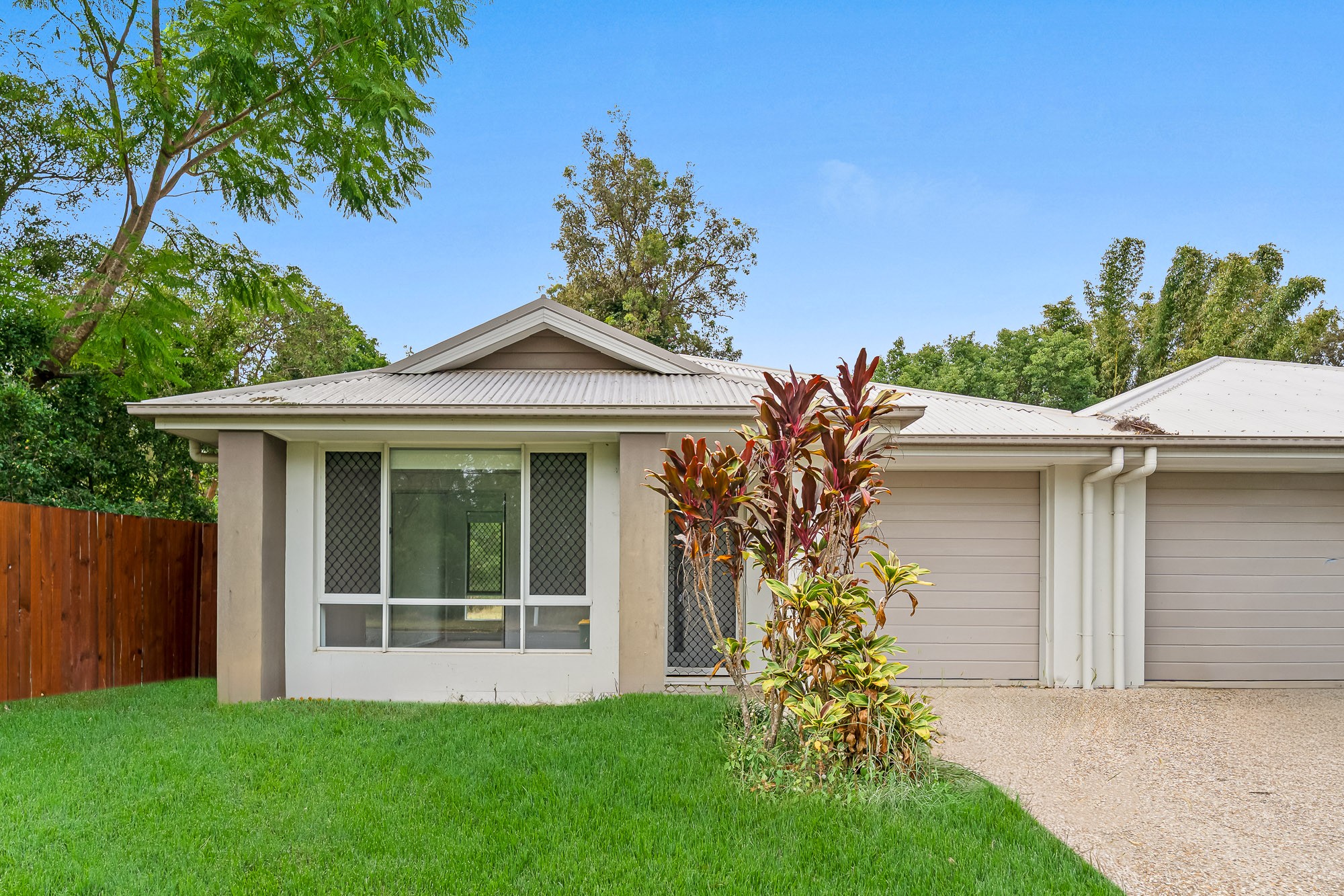 2/9 May Street, Leichhardt, QLD 4305