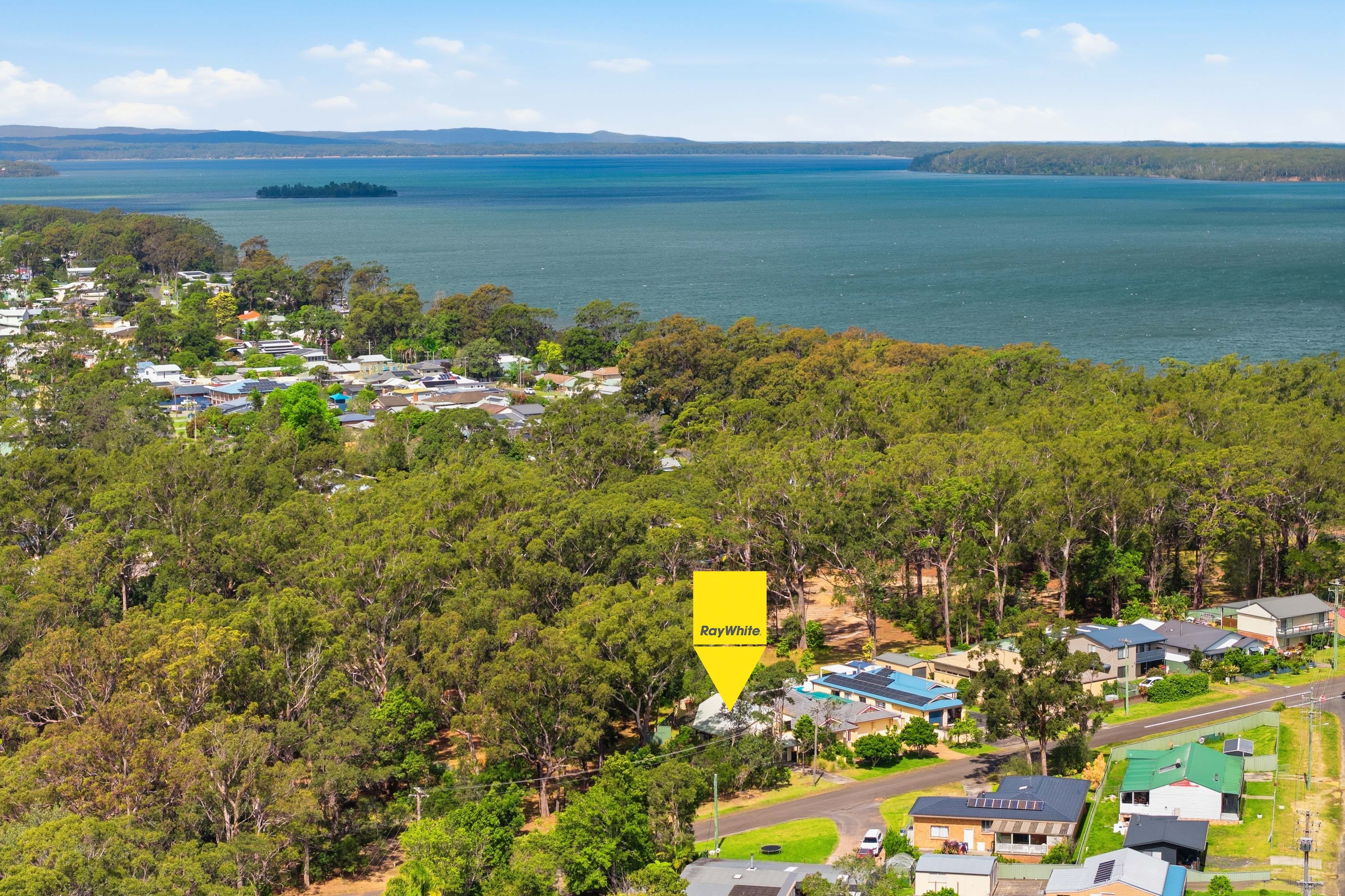 2 Elanora Parade, Basin View, NSW 2540