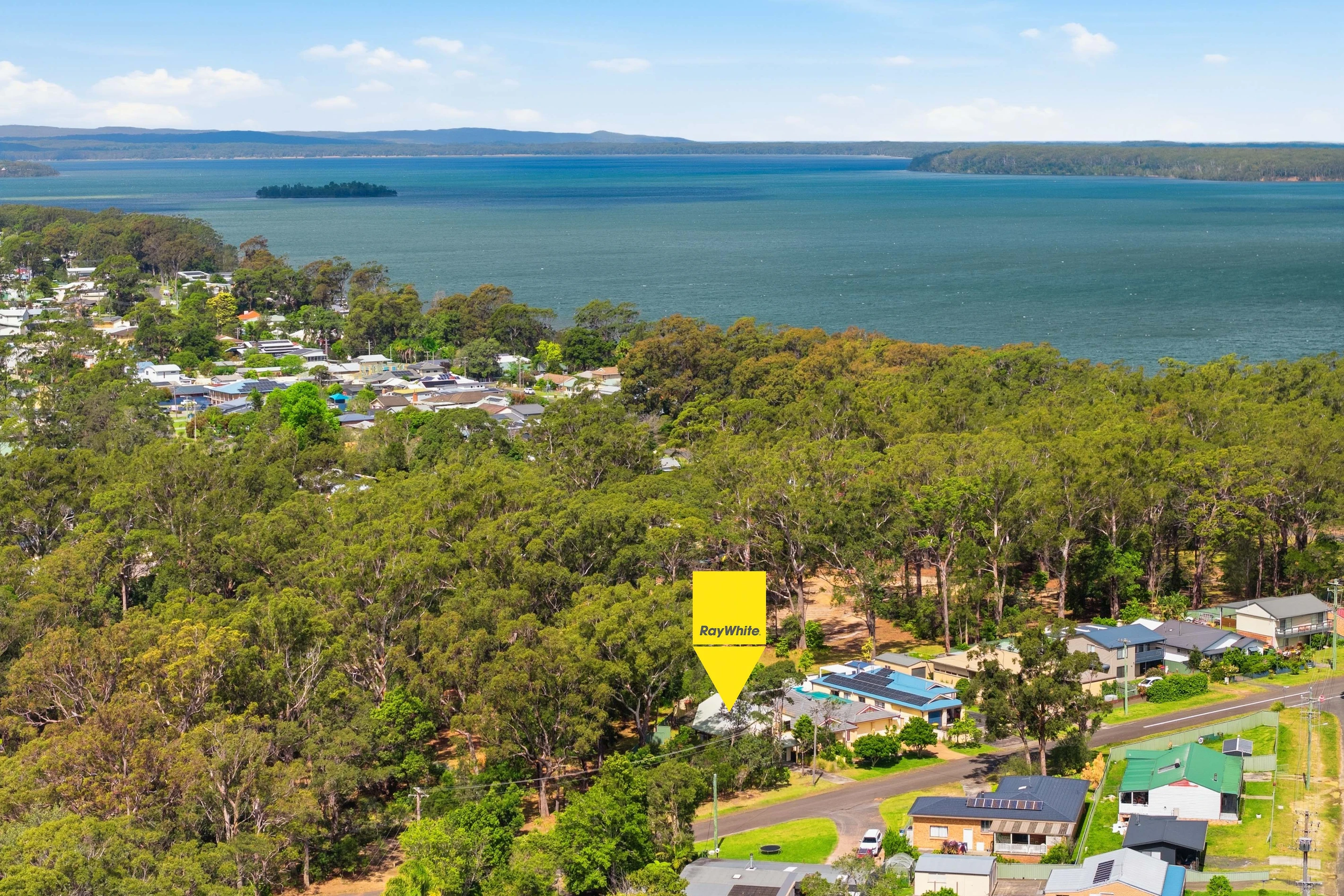 2 Elanora Parade, Basin View, NSW 2540