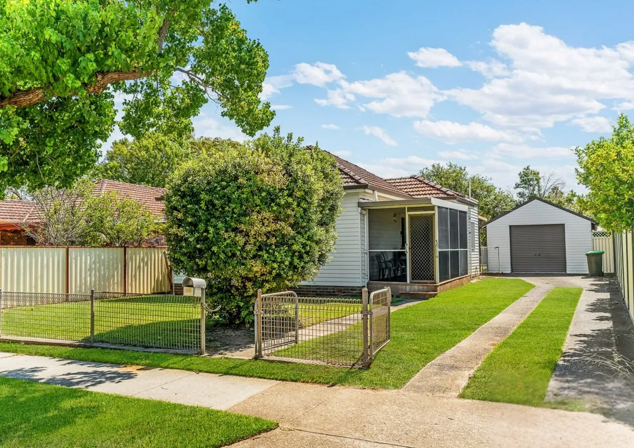 43 Belmore Road North, Punchbowl, NSW 2196