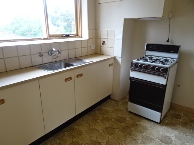 12/6 CLOSE Avenue, Dandenong, VIC 3175