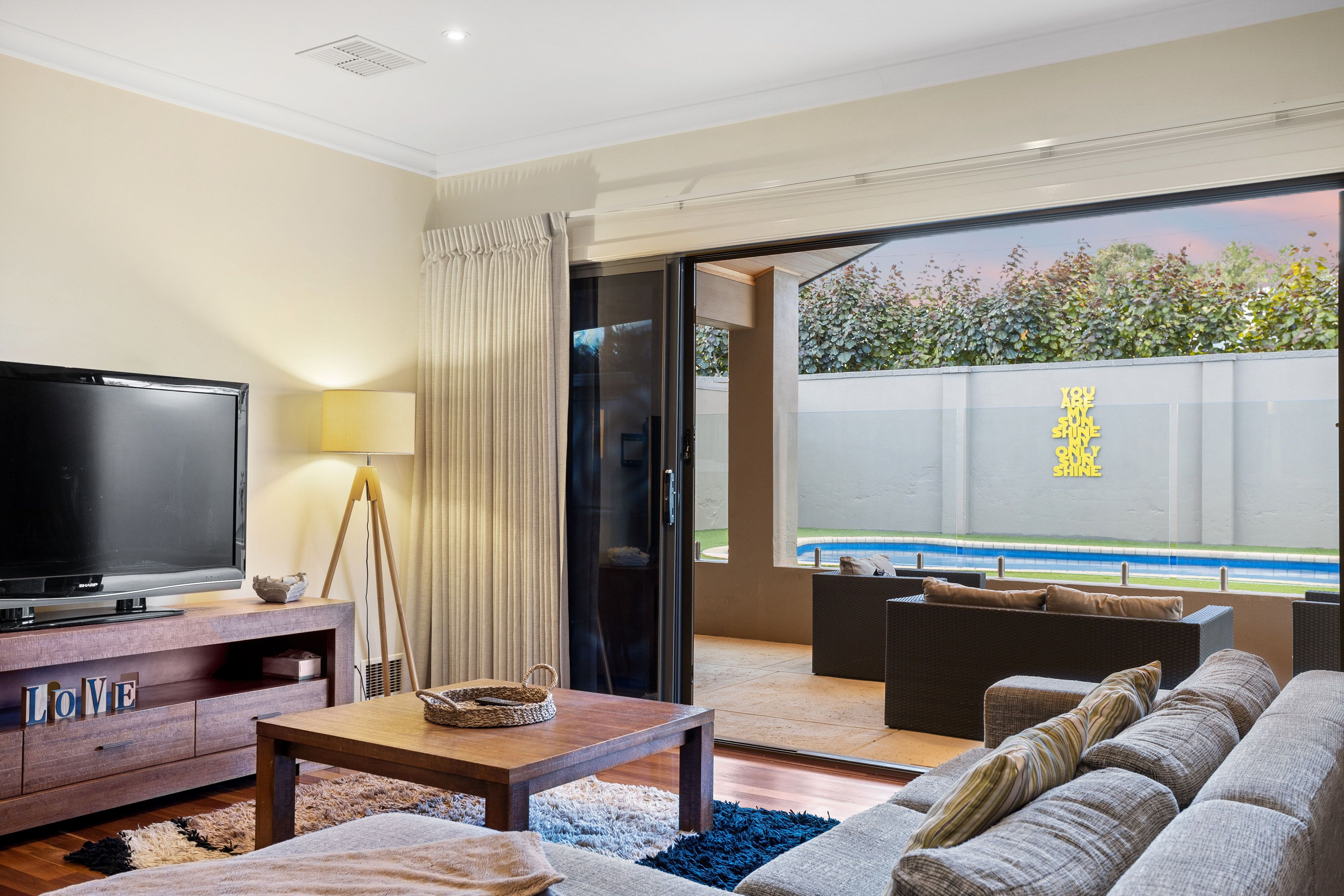 42 Beach Road, Watermans Bay, WA 6020 Sold House Ray White Keevers