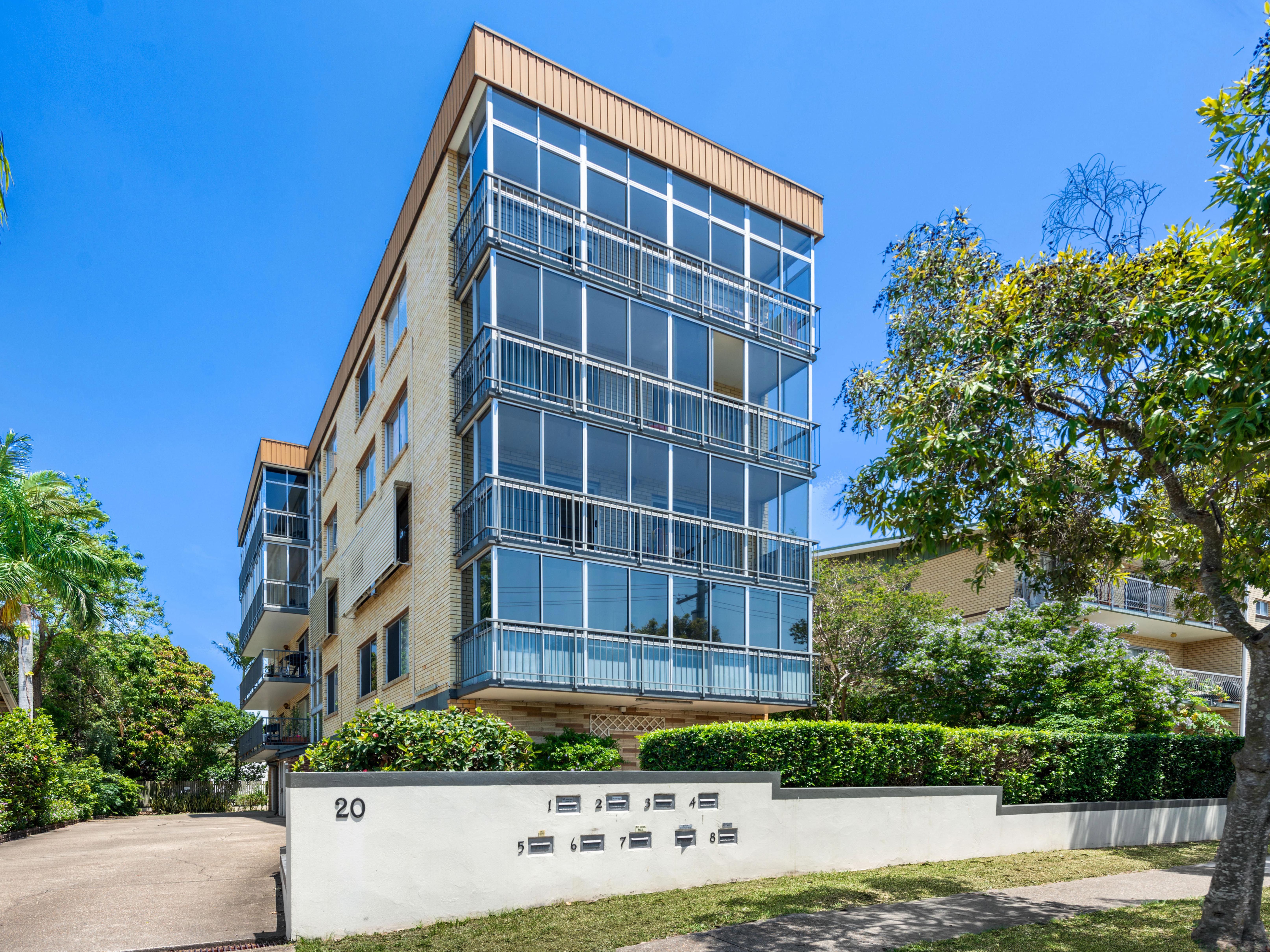 20 Rosemount Terrace, Windsor QLD 4030