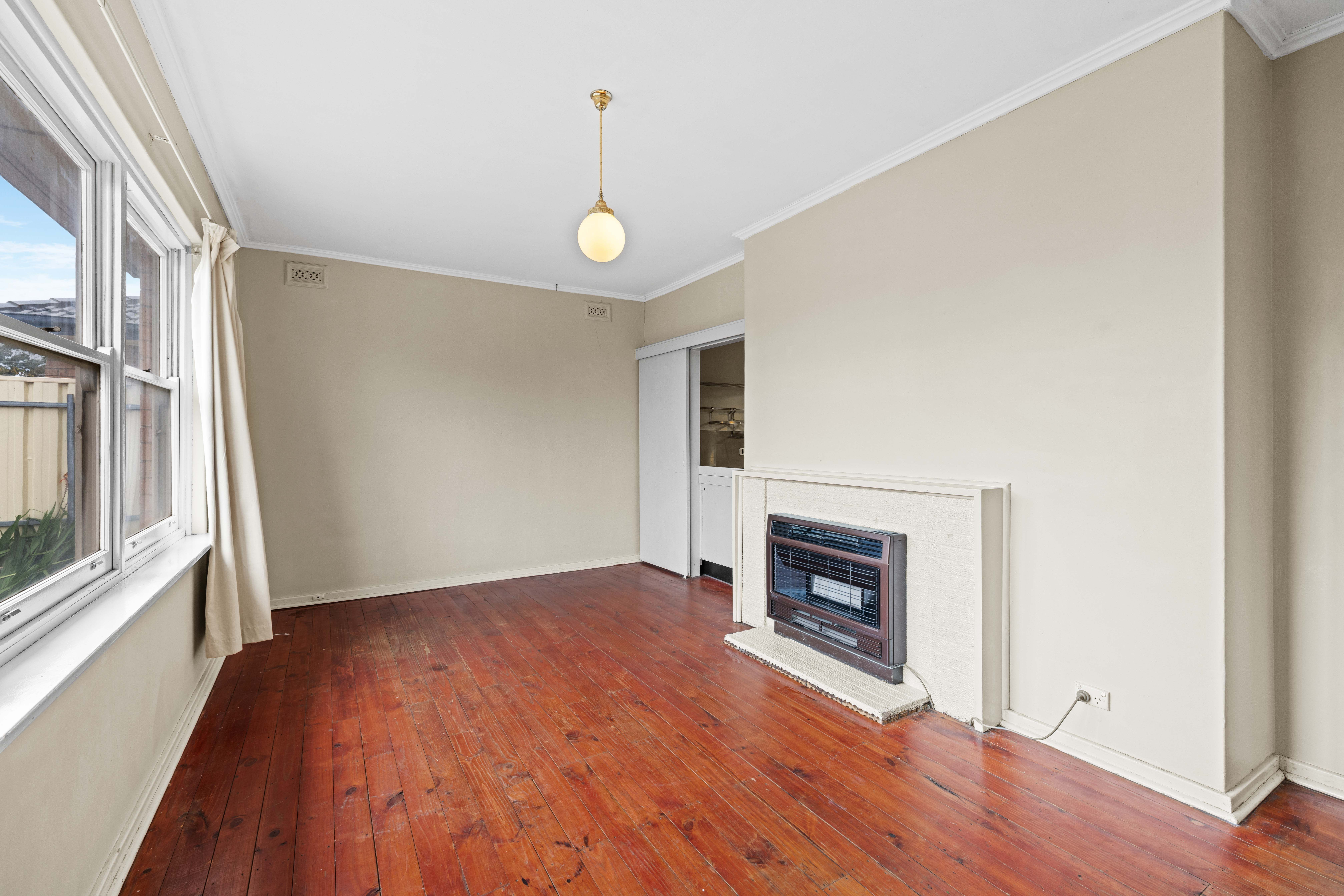 43 Whittington Street — photo 10 of 22