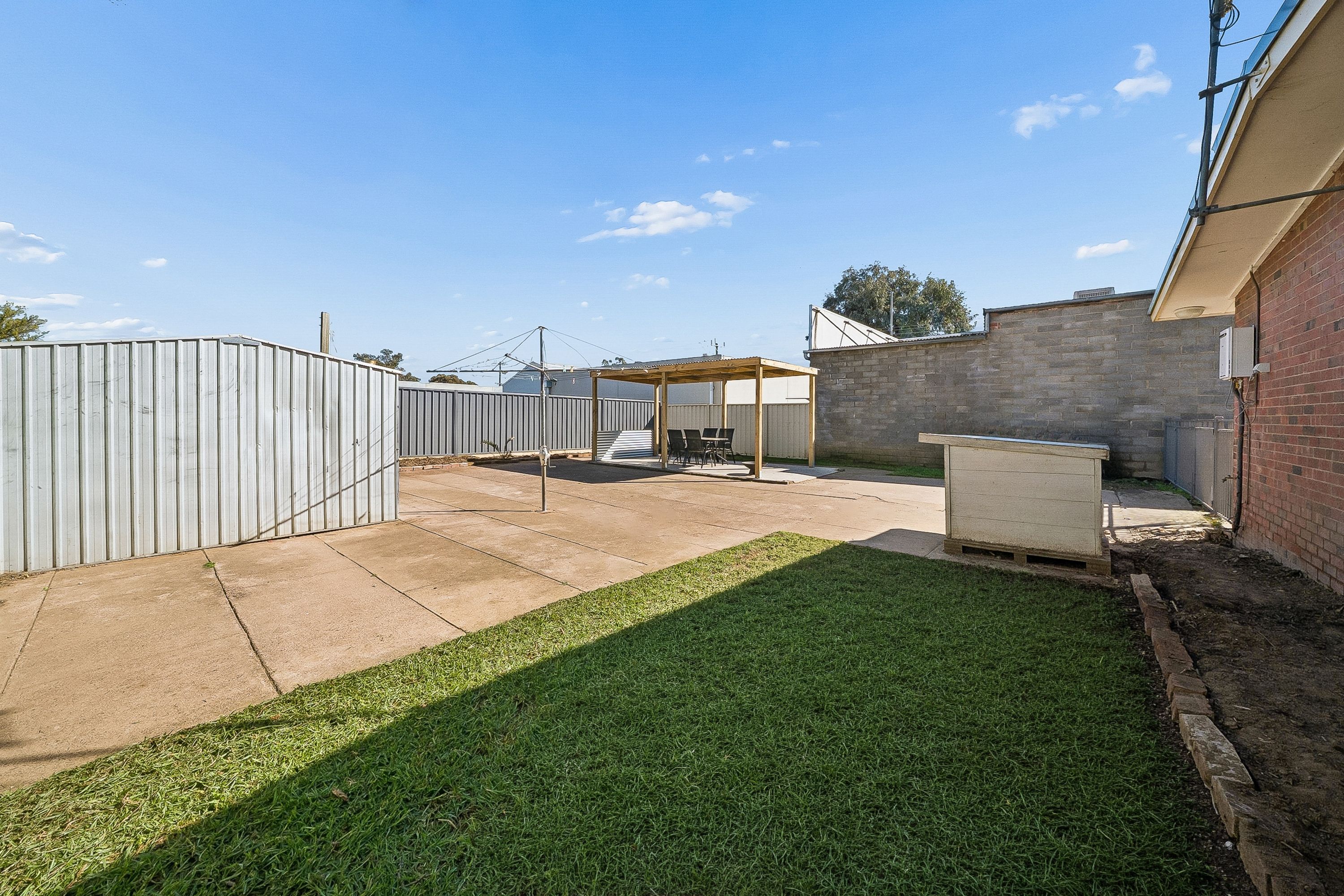 12 Albert Street — photo 8 of 12