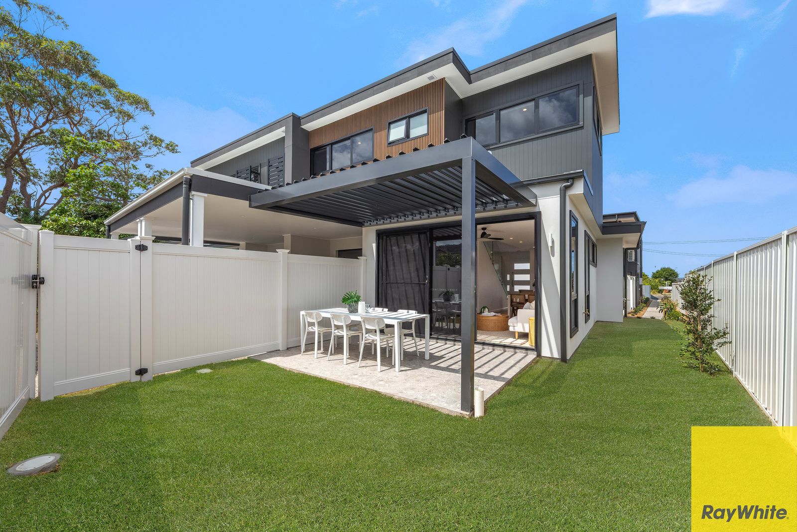 53 Broken Bay Road, Ettalong Beach NSW 2257