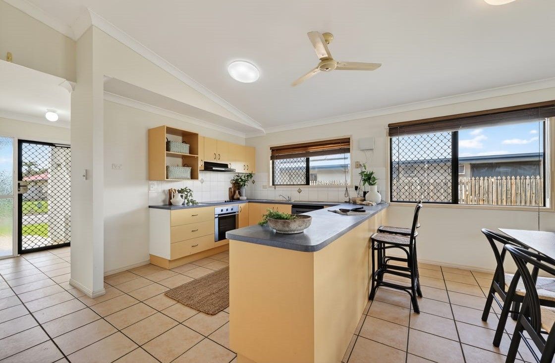 11 Daytona Drive, Kirwan, QLD 4817