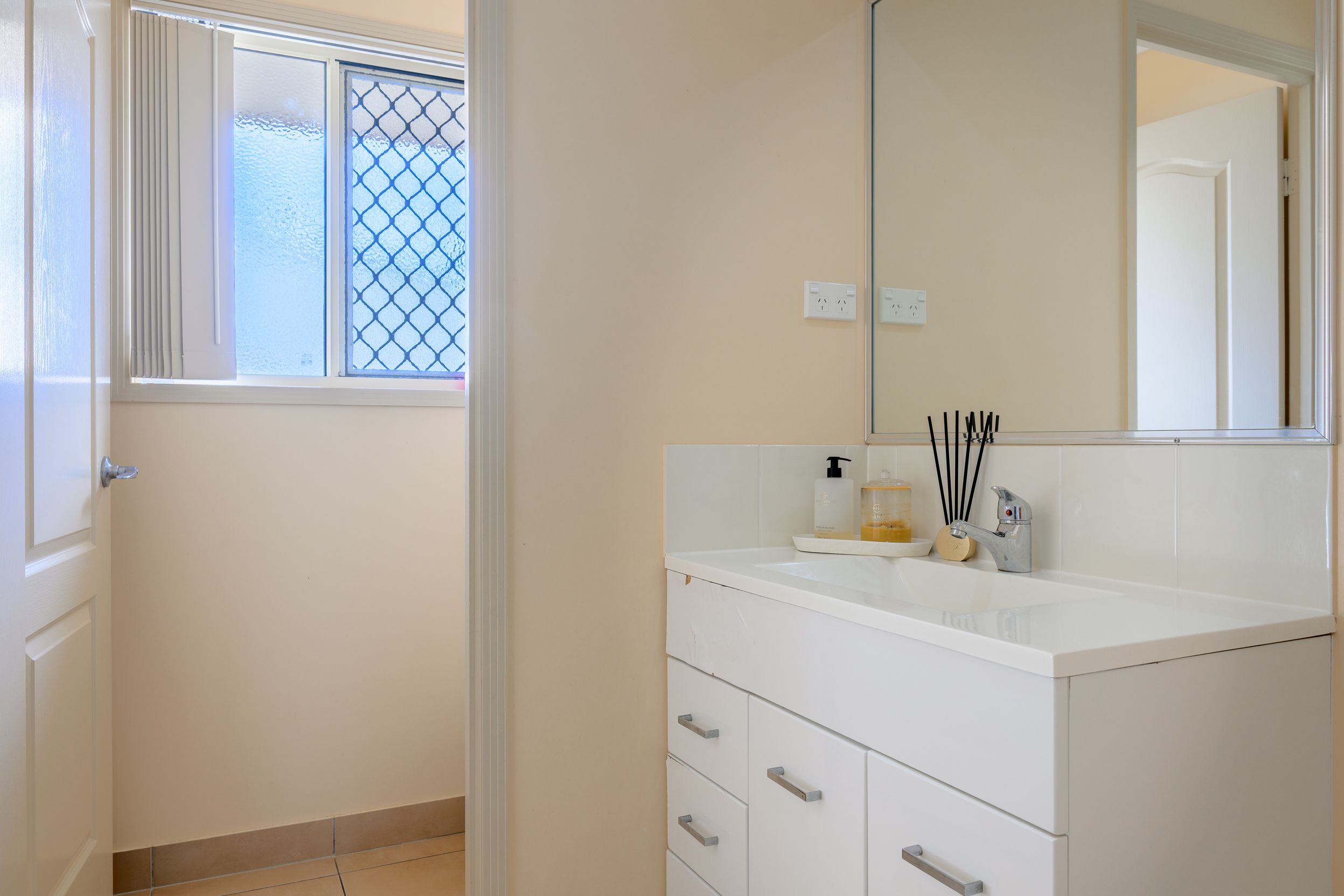 37 Liriope Drive — photo 11 of 16