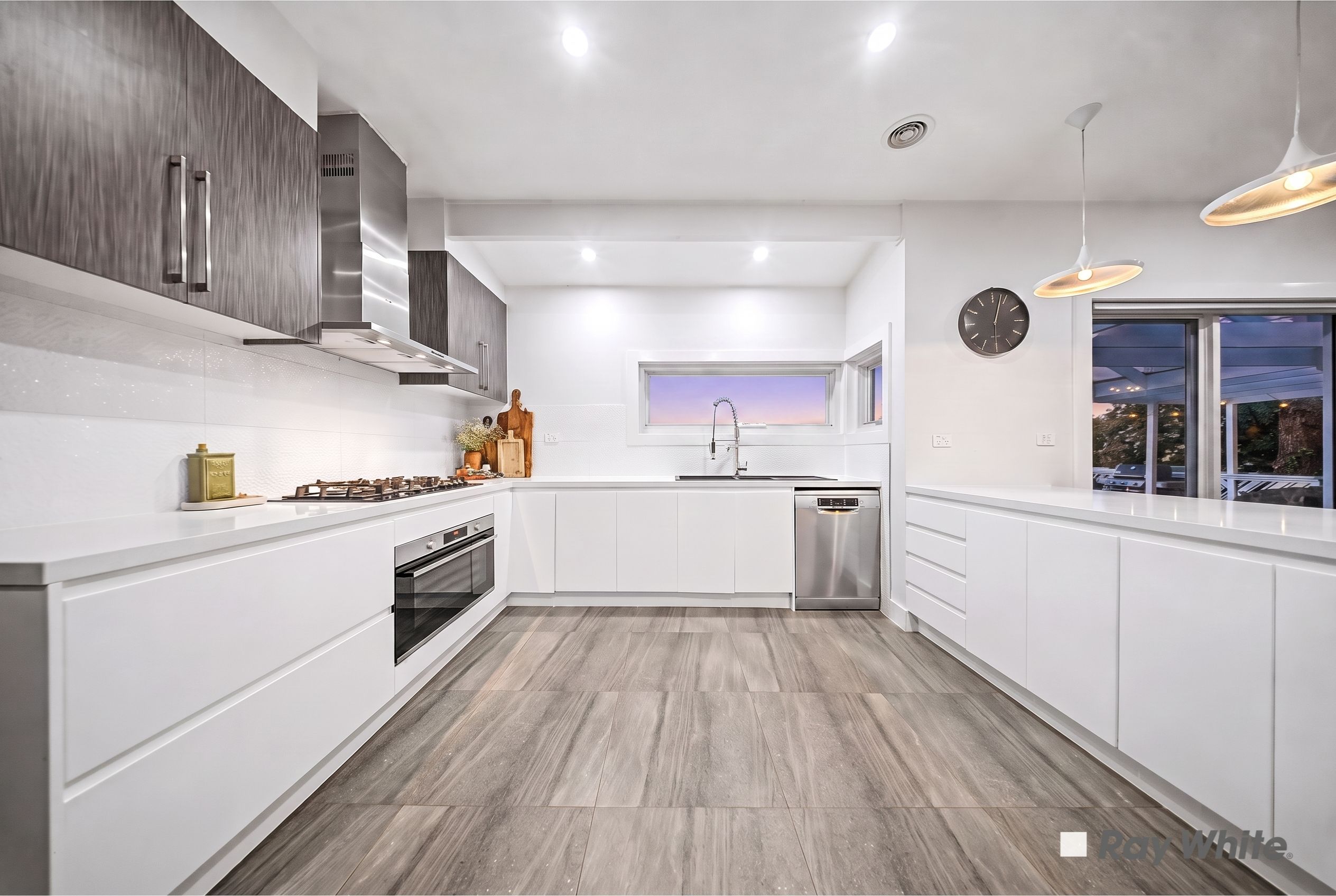 38 Churchill Park Drive, Lysterfield South, VIC 3156
