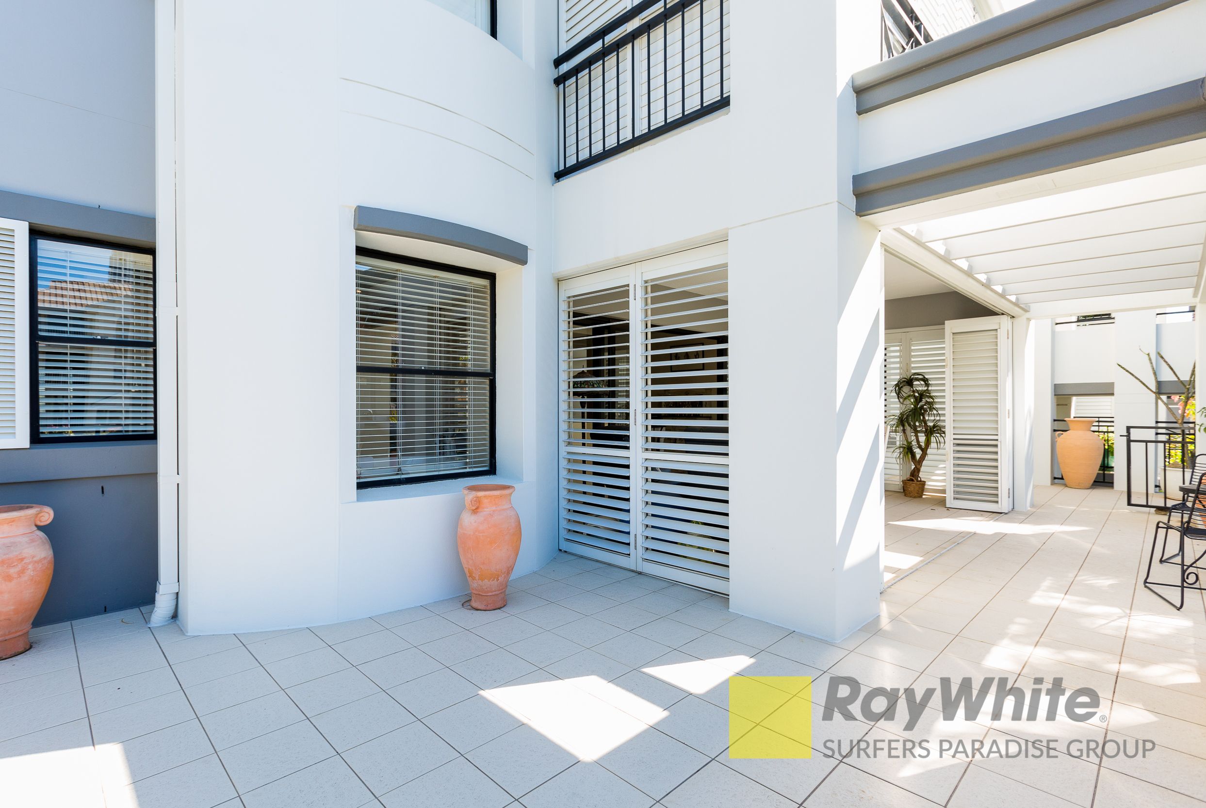 4/8 Parnoo Street, Surfers Paradise, QLD 4217