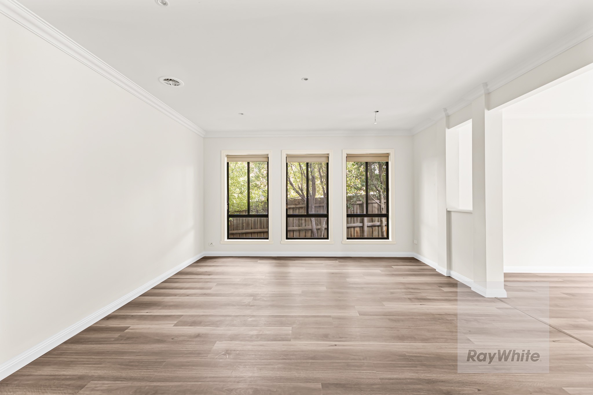 193 The Lakes Boulevard, South Morang, VIC 3752