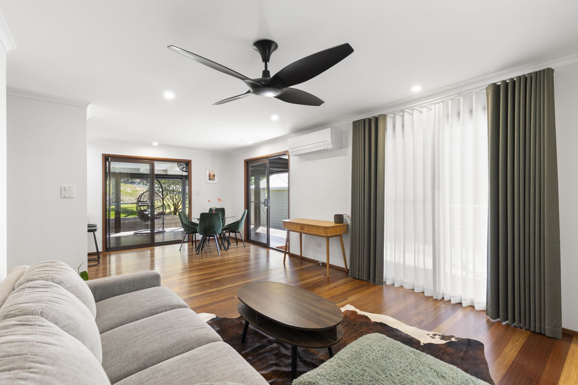 11 Connemara Road — photo 3 of 30