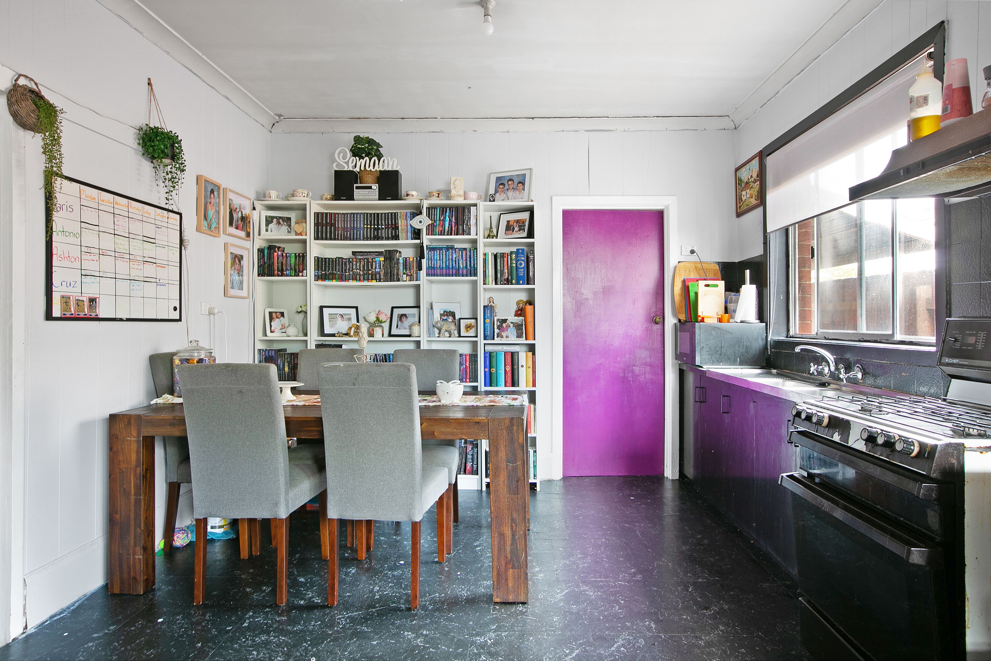 692 Gilbert Road, Reservoir, VIC 3073