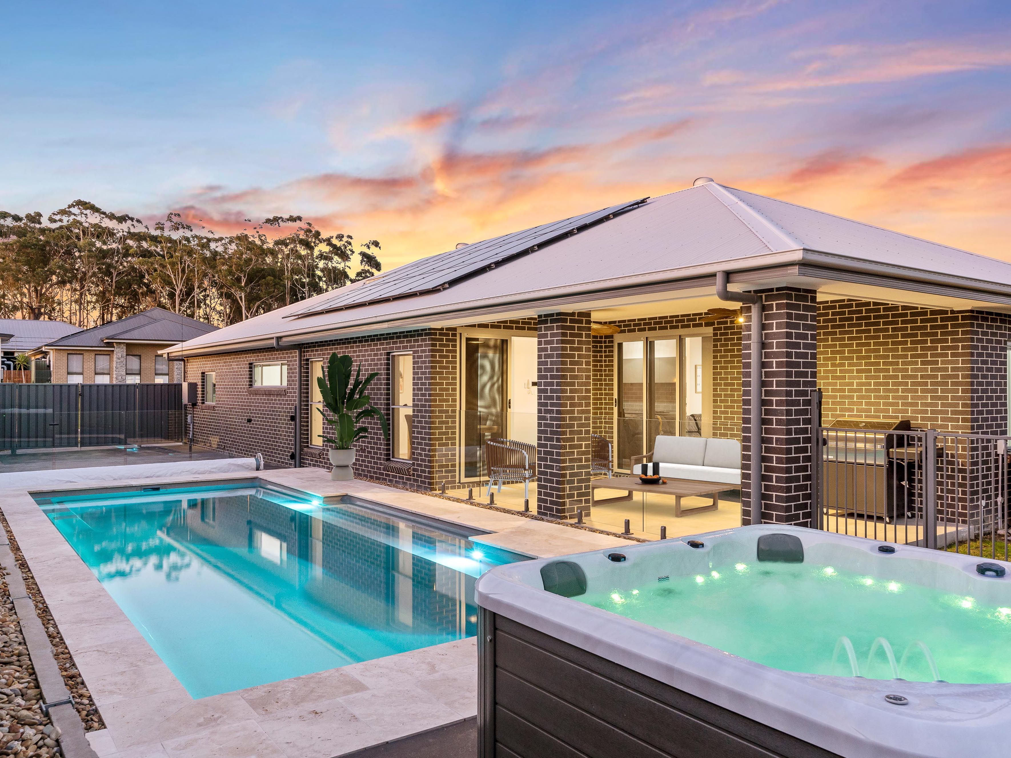7 Iluka Crescent, Narrawallee NSW 2539