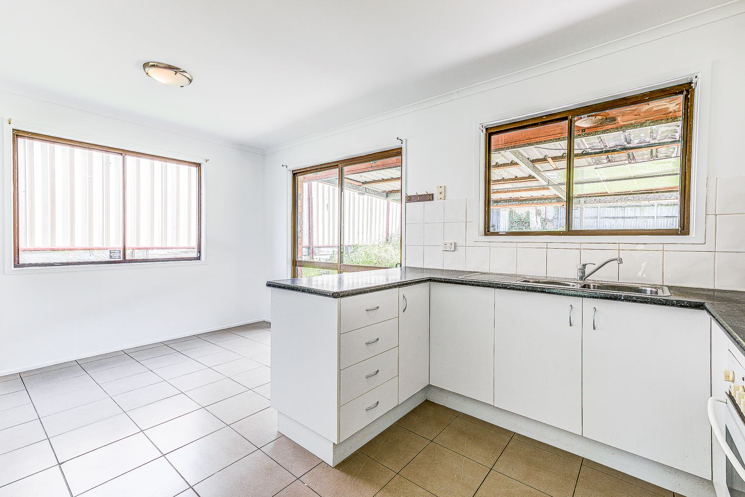 48 Avonmore Street, Edens Landing, QLD 4207