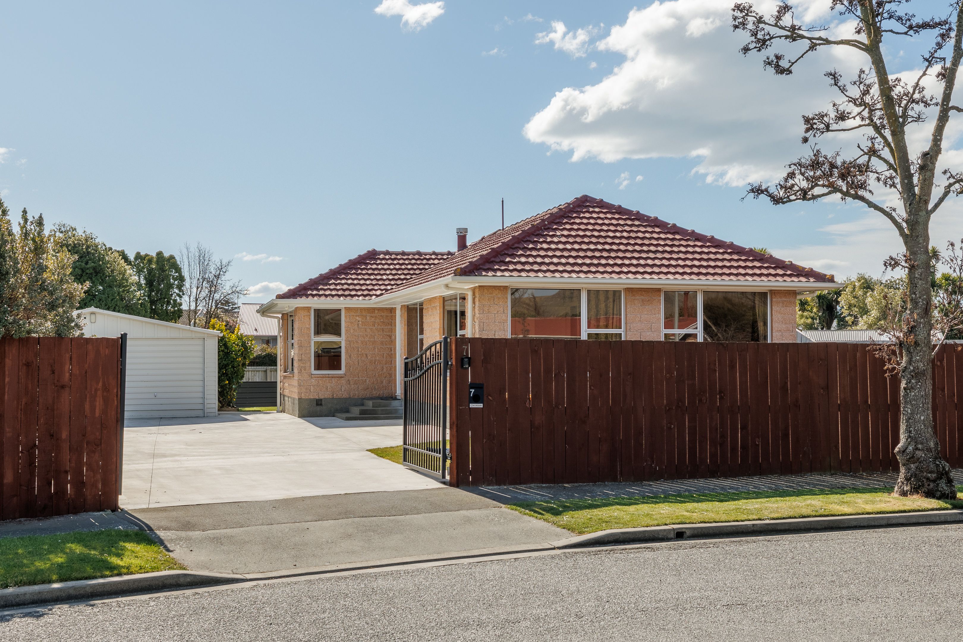 7 Lomond Place, Woolston, Christchurch City