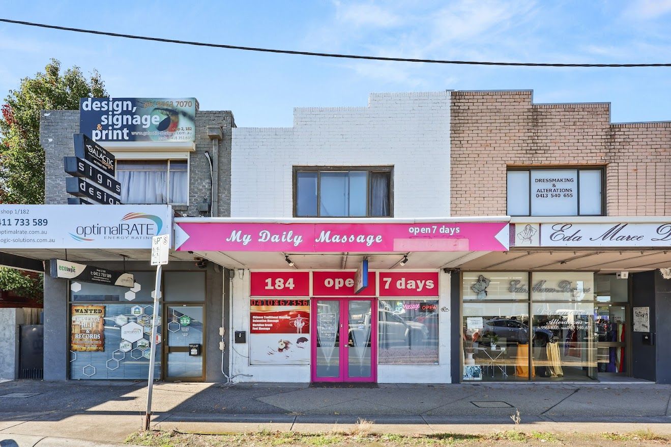 184 Warrigal Road, Oakleigh, VIC 3166