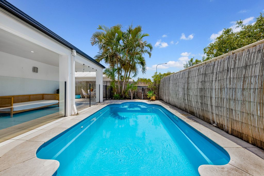 2 Burrows Street, Sippy Downs QLD 4556