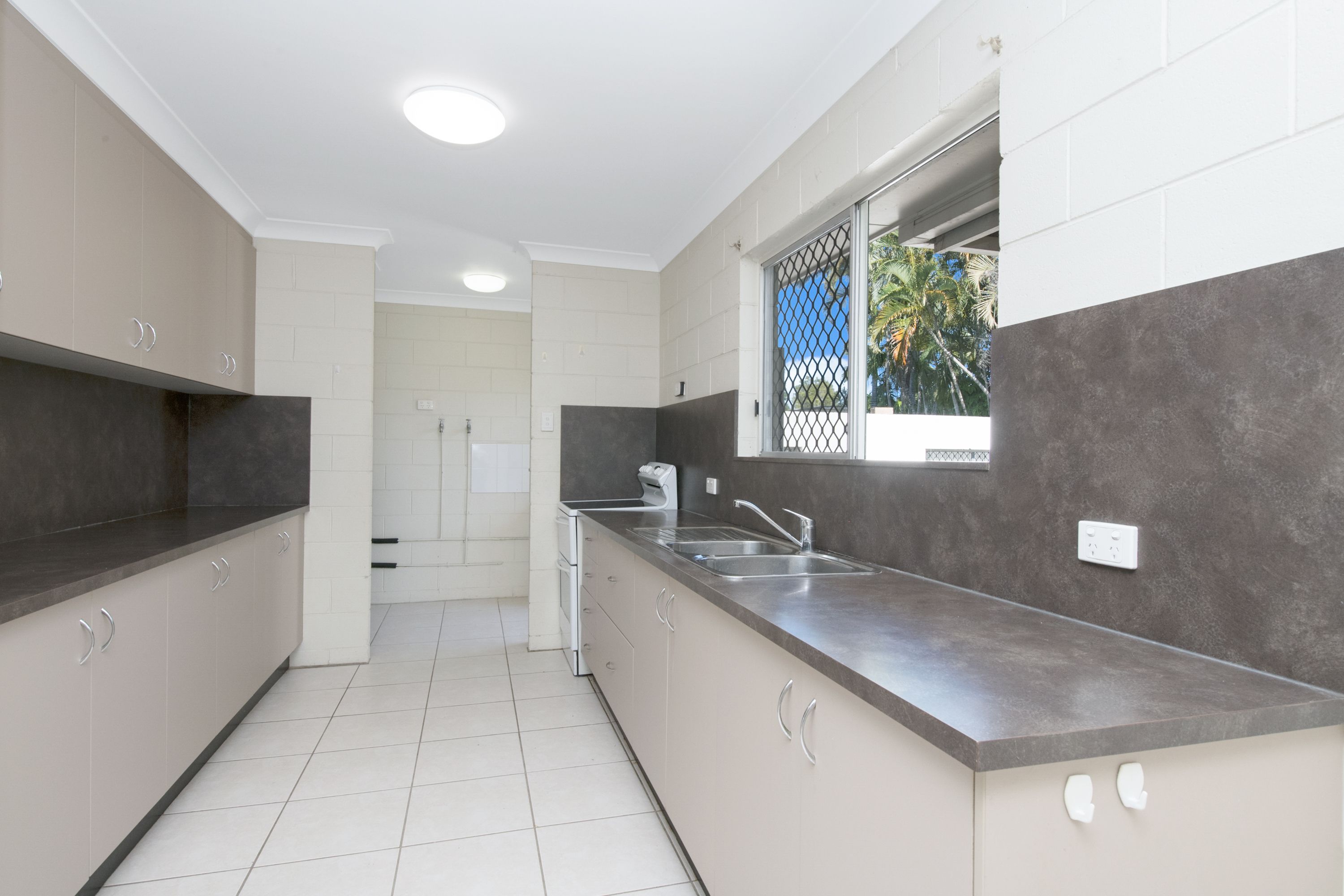 38 McBride Street, Kirwan, QLD 4817 Sold House Ray White Kirwan