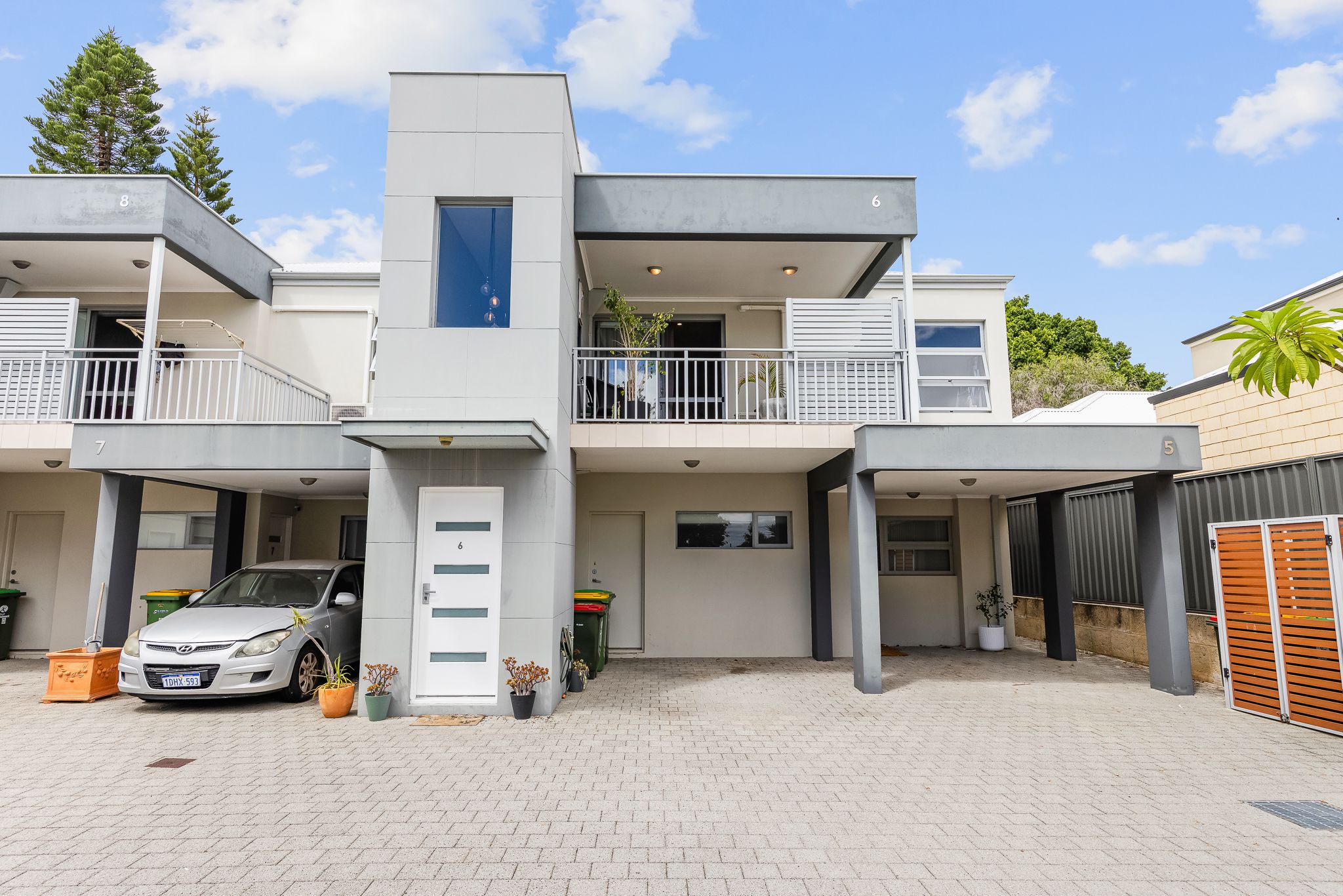 6/12 Smiths Avenue, Redcliffe, WA 6104