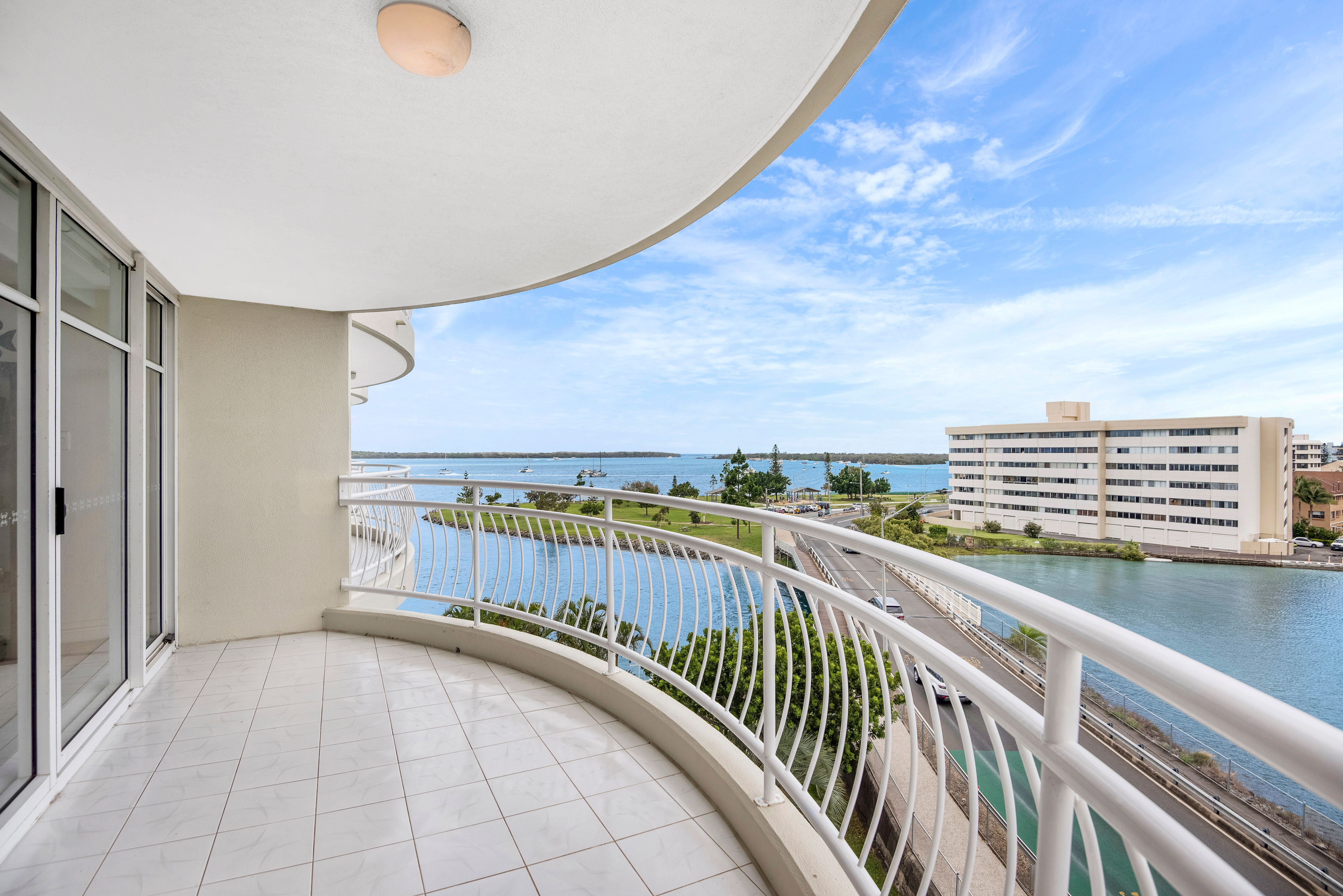 5 Bayview Street, Runaway Bay QLD 4216