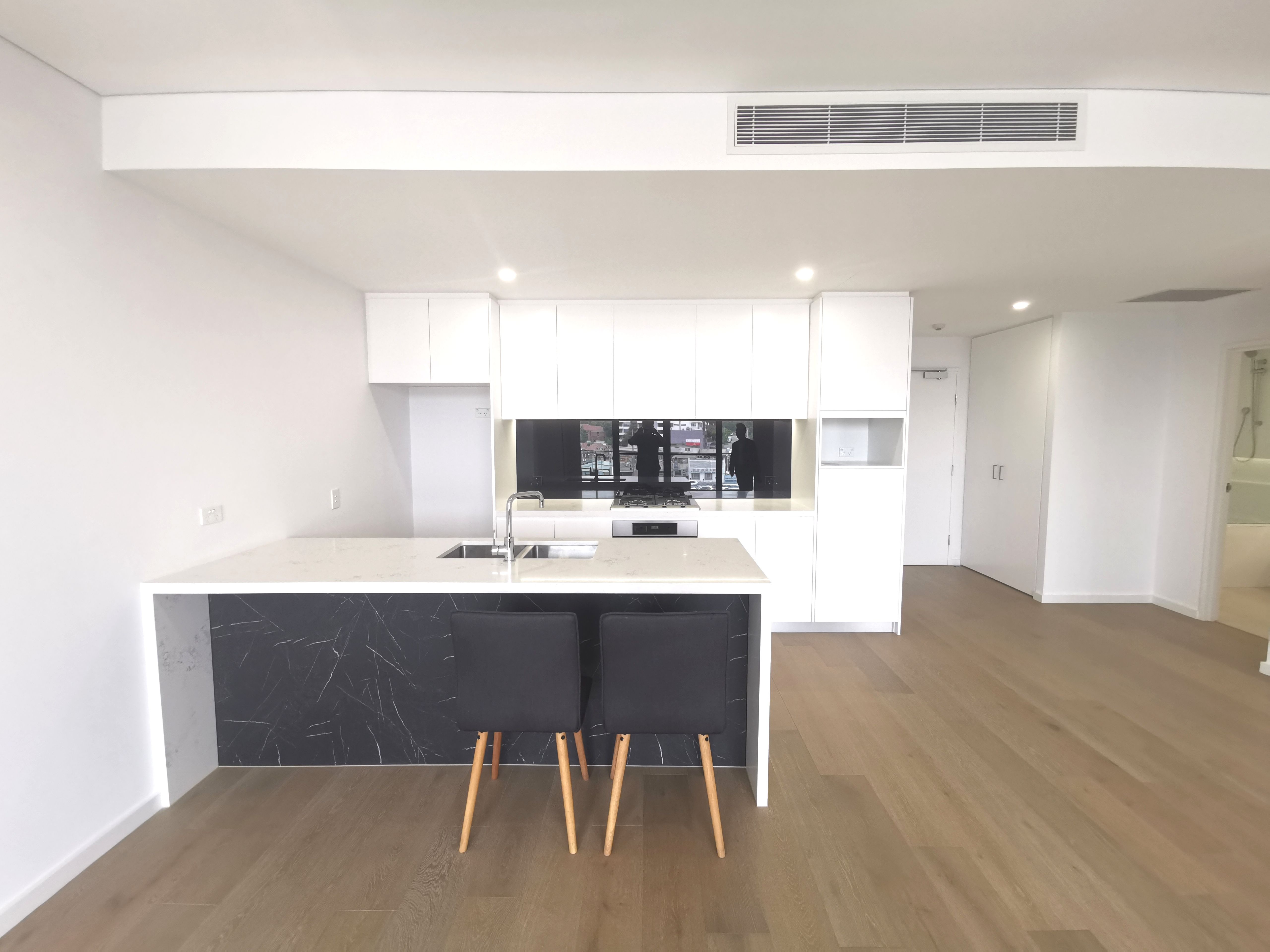 A203/1 Glen Street — photo from Ray White The Horizon Group - North