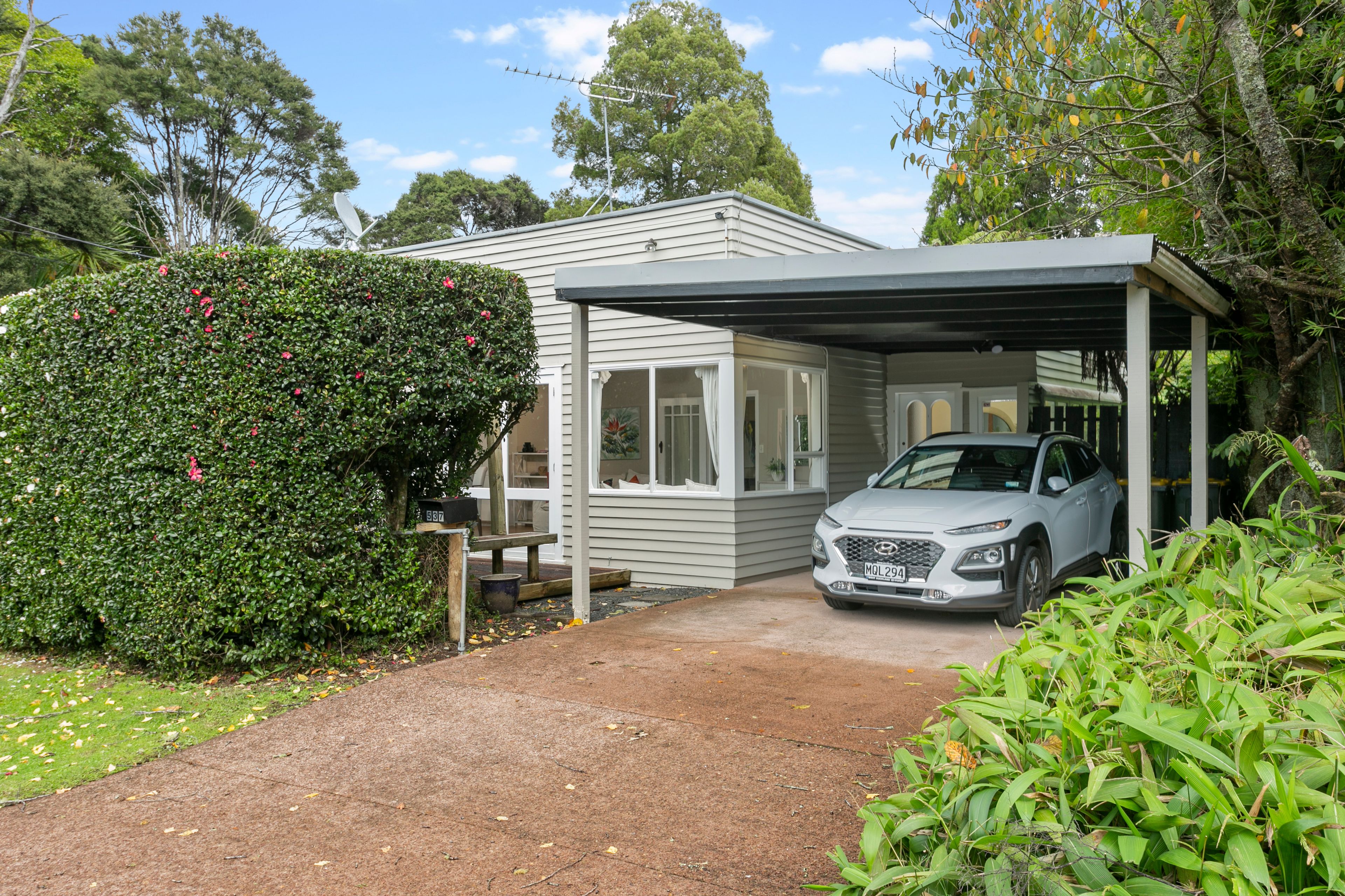 537 South Titirangi Road, Titirangi, Waitakere City