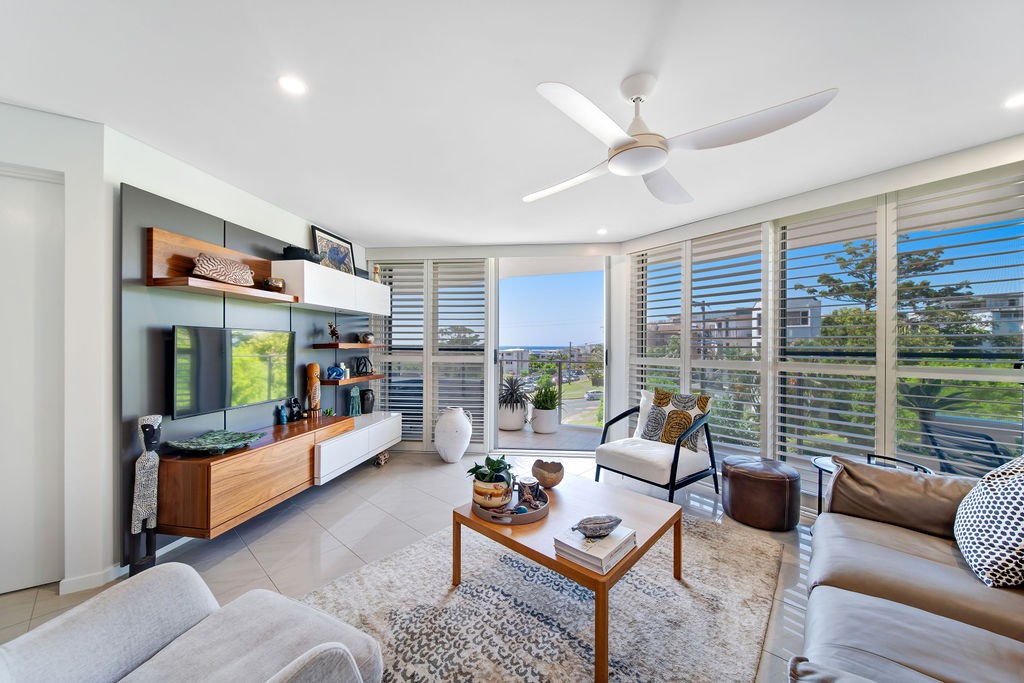 Unit 301/3 Arthur Street, Kings Beach, QLD 4551