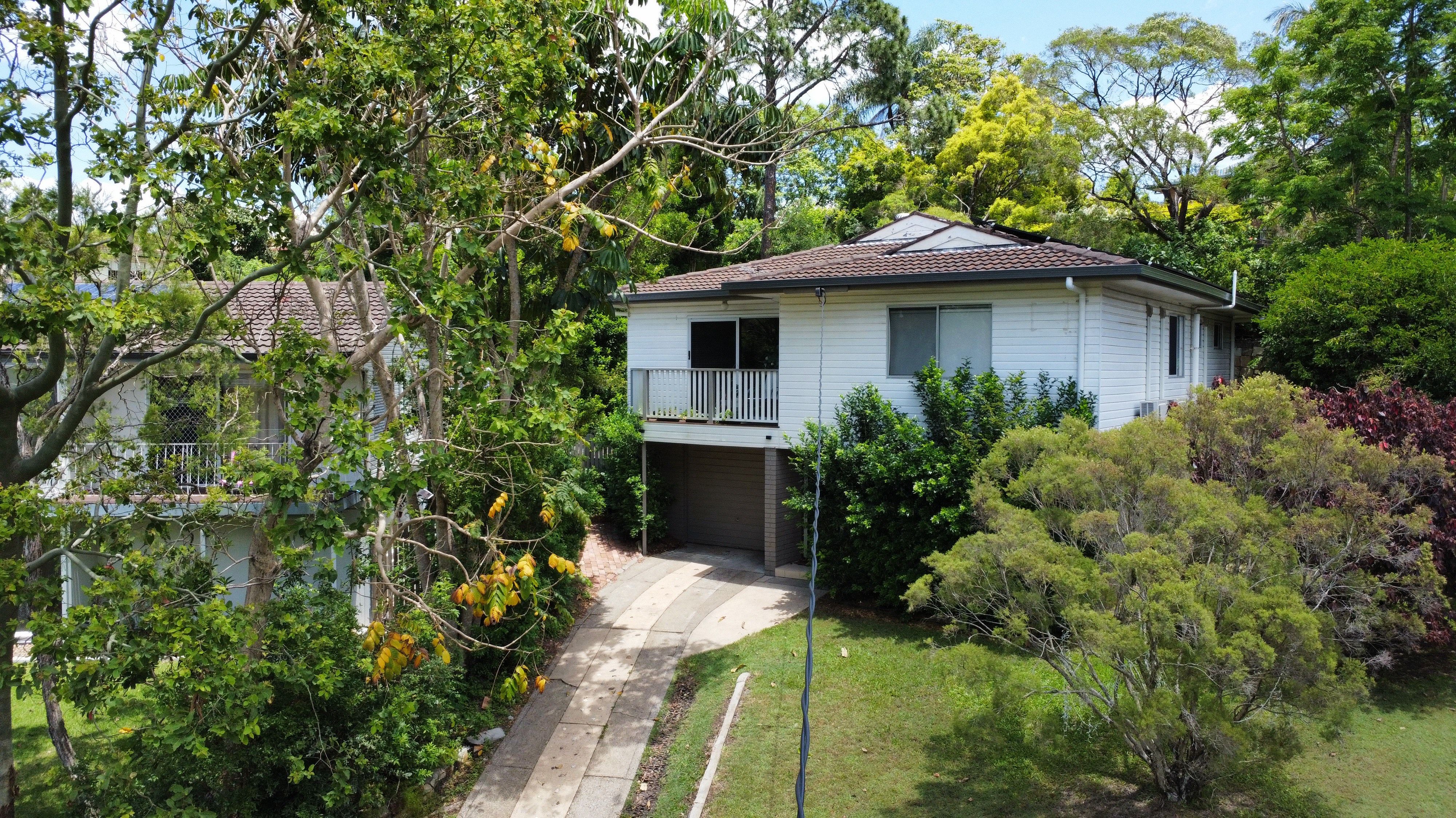 17 Dryandra Court, Everton Hills, QLD 4053