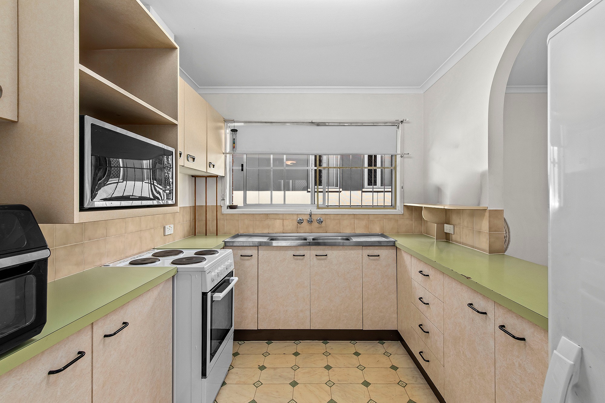 14B Clare Avenue, Wynnum West, QLD 4178