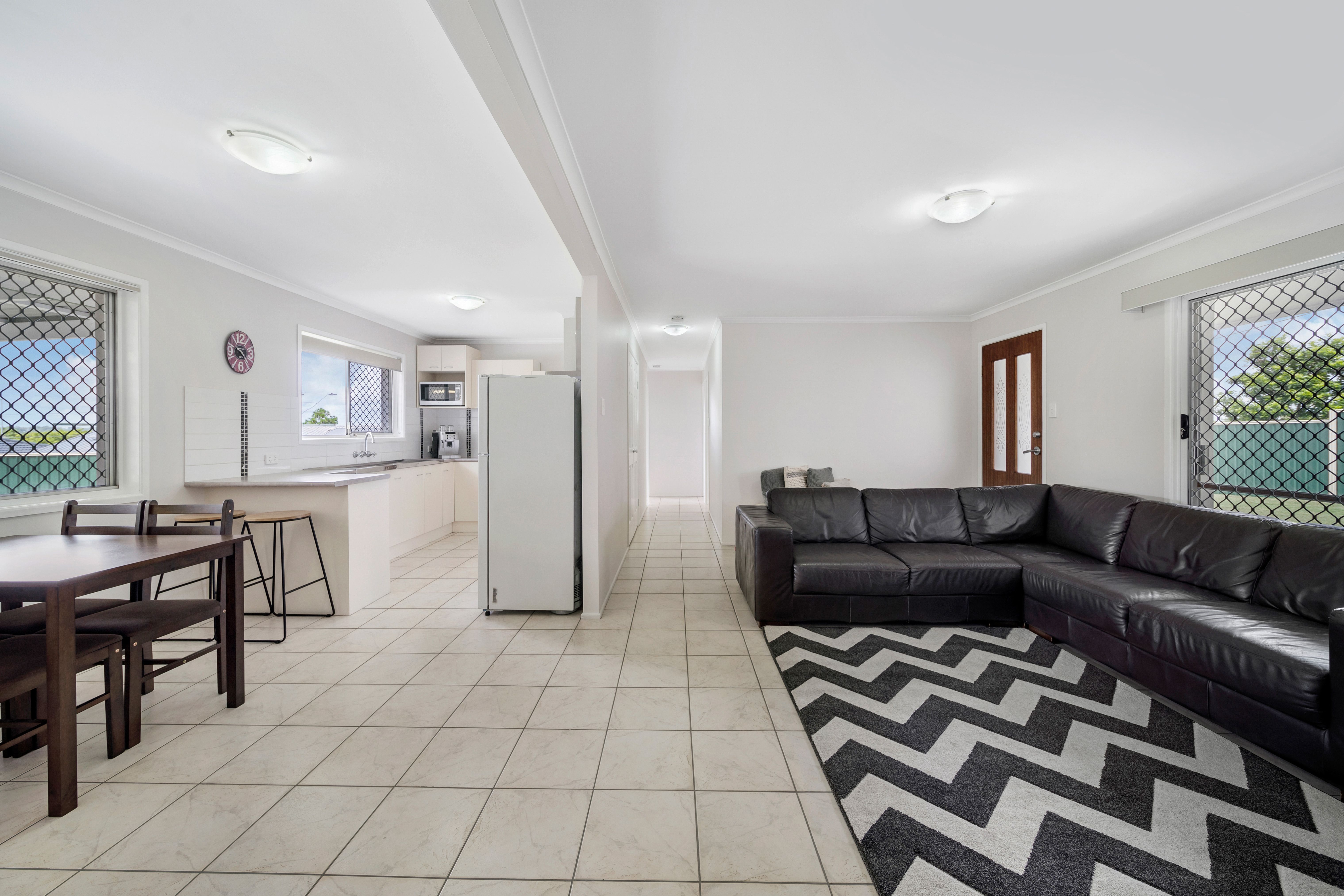 152 Barbaralla Drive, Springwood, QLD 4127